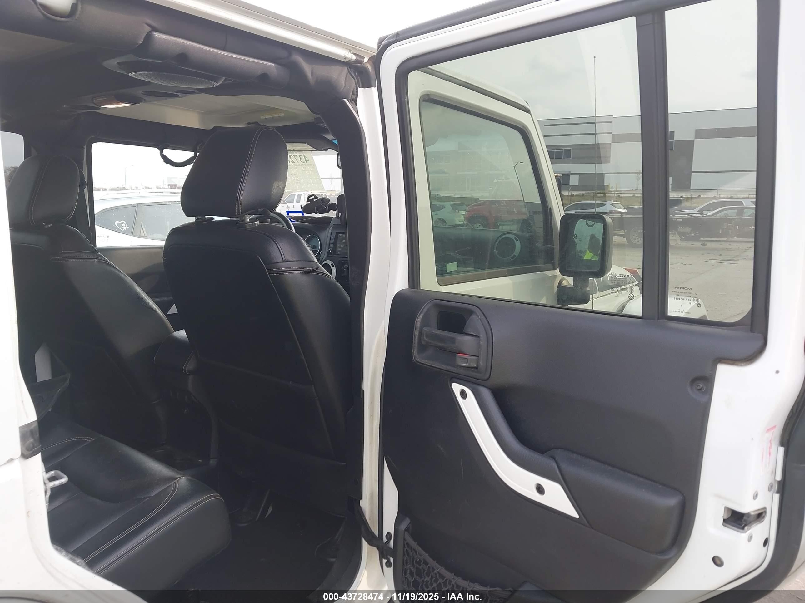 JEEP WRANGLER image 8