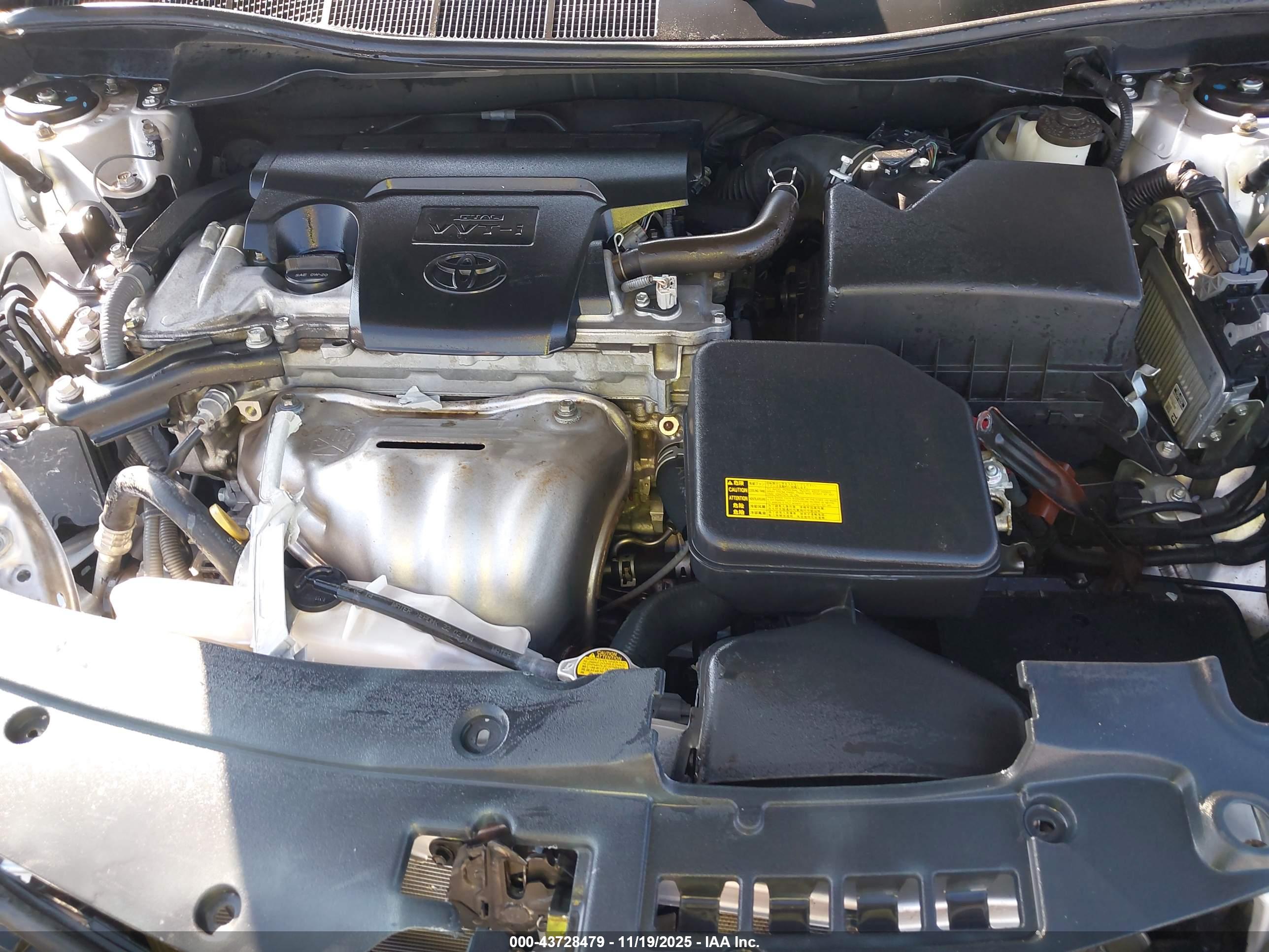 TOYOTA CAMRY image 10