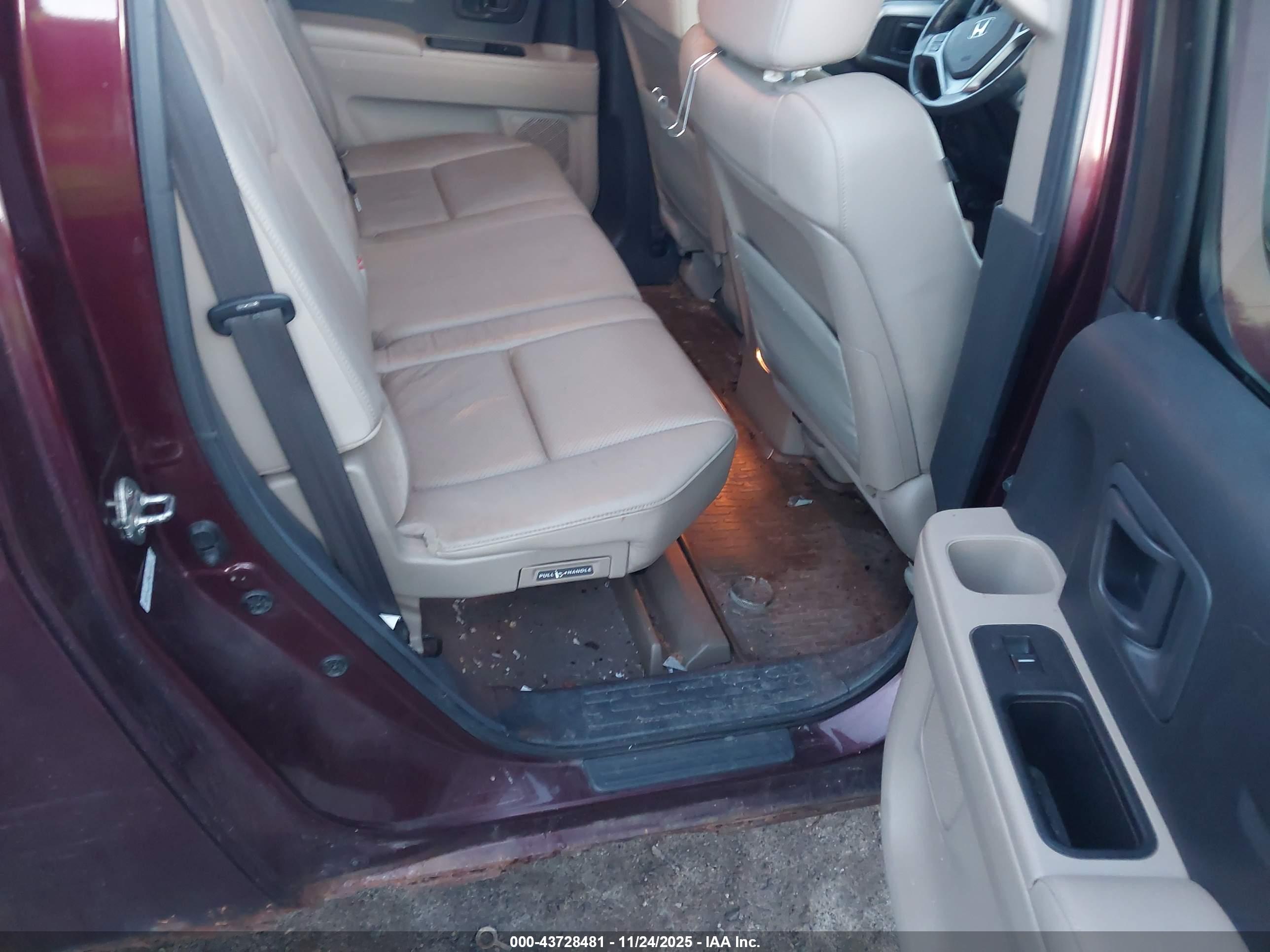 HONDA RIDGELINE image 8