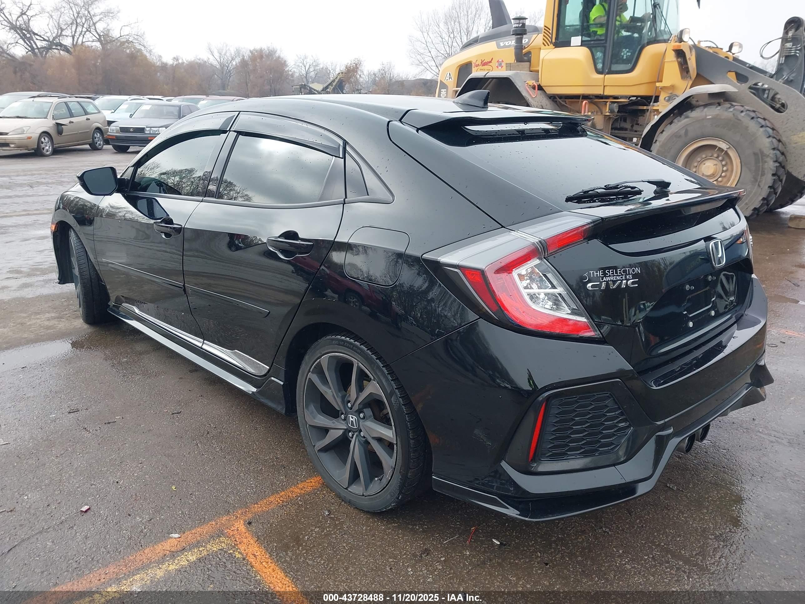 HONDA CIVIC image 3