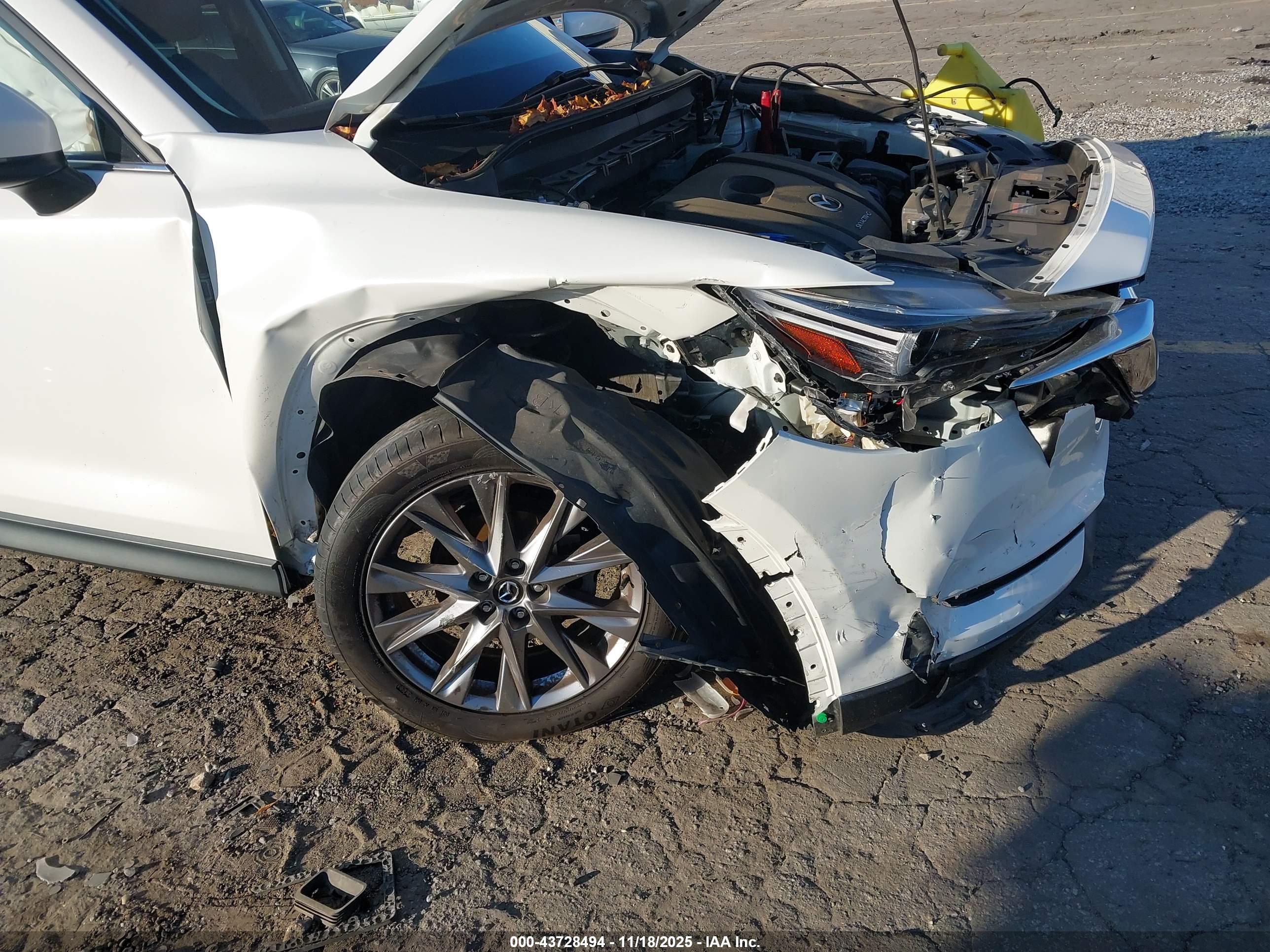 MAZDA CX-5 image 6