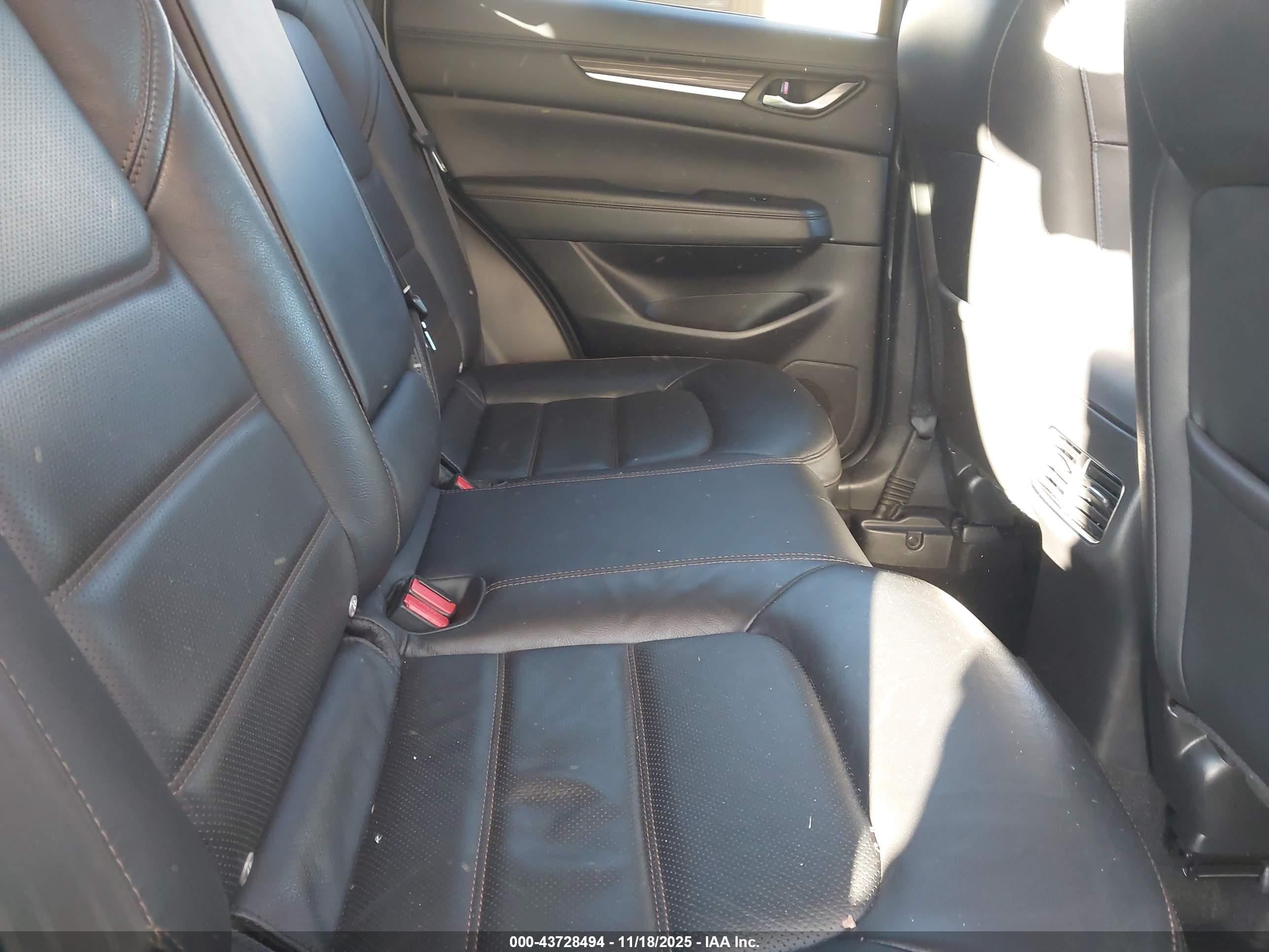 MAZDA CX-5 image 8