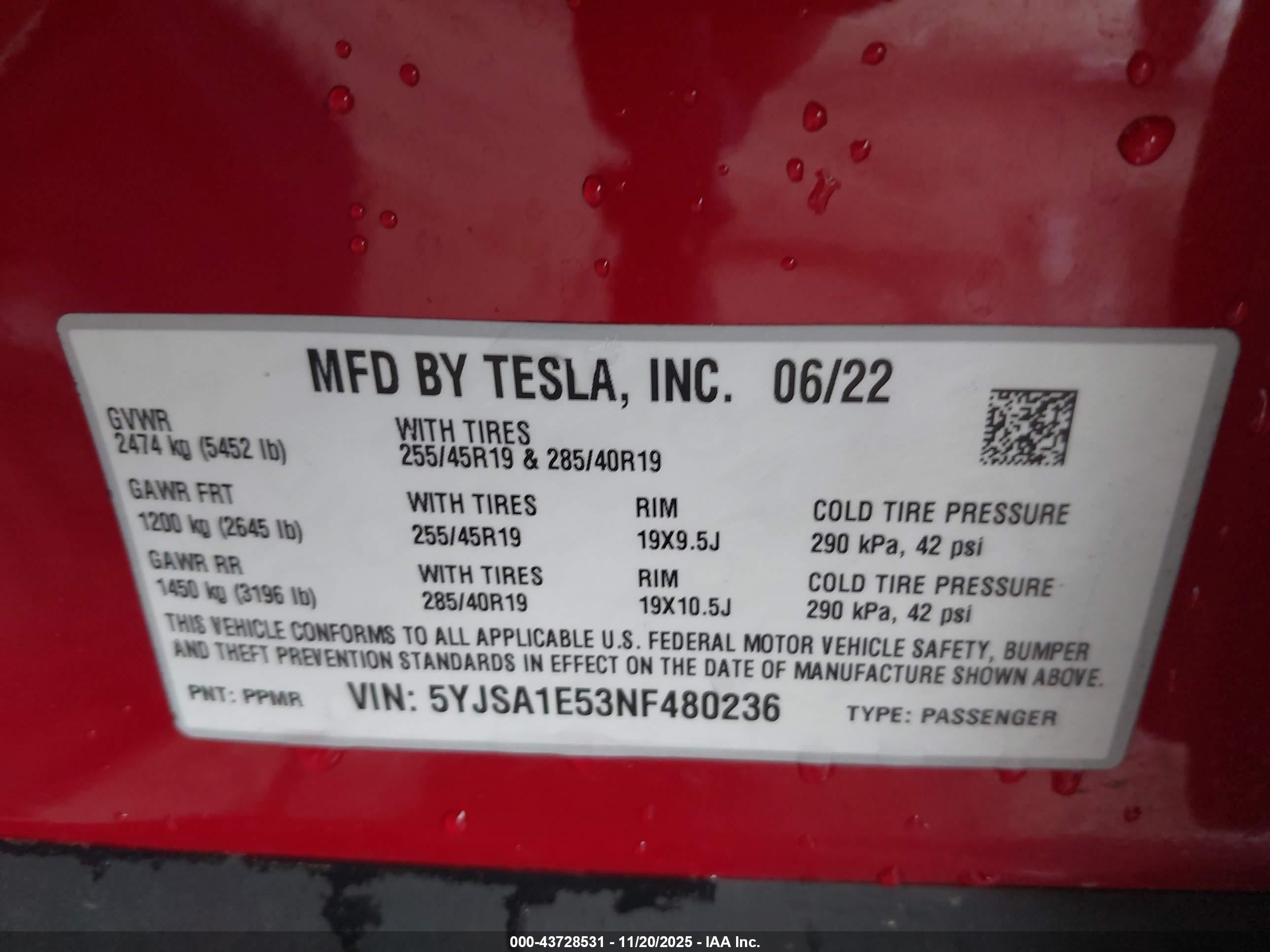 TESLA MODEL image 9