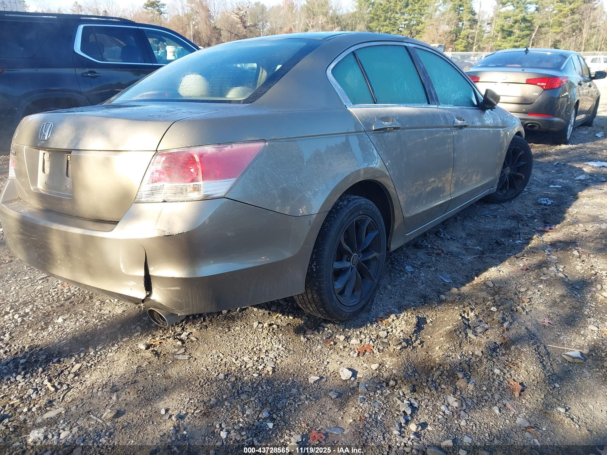 HONDA ACCORD image 4