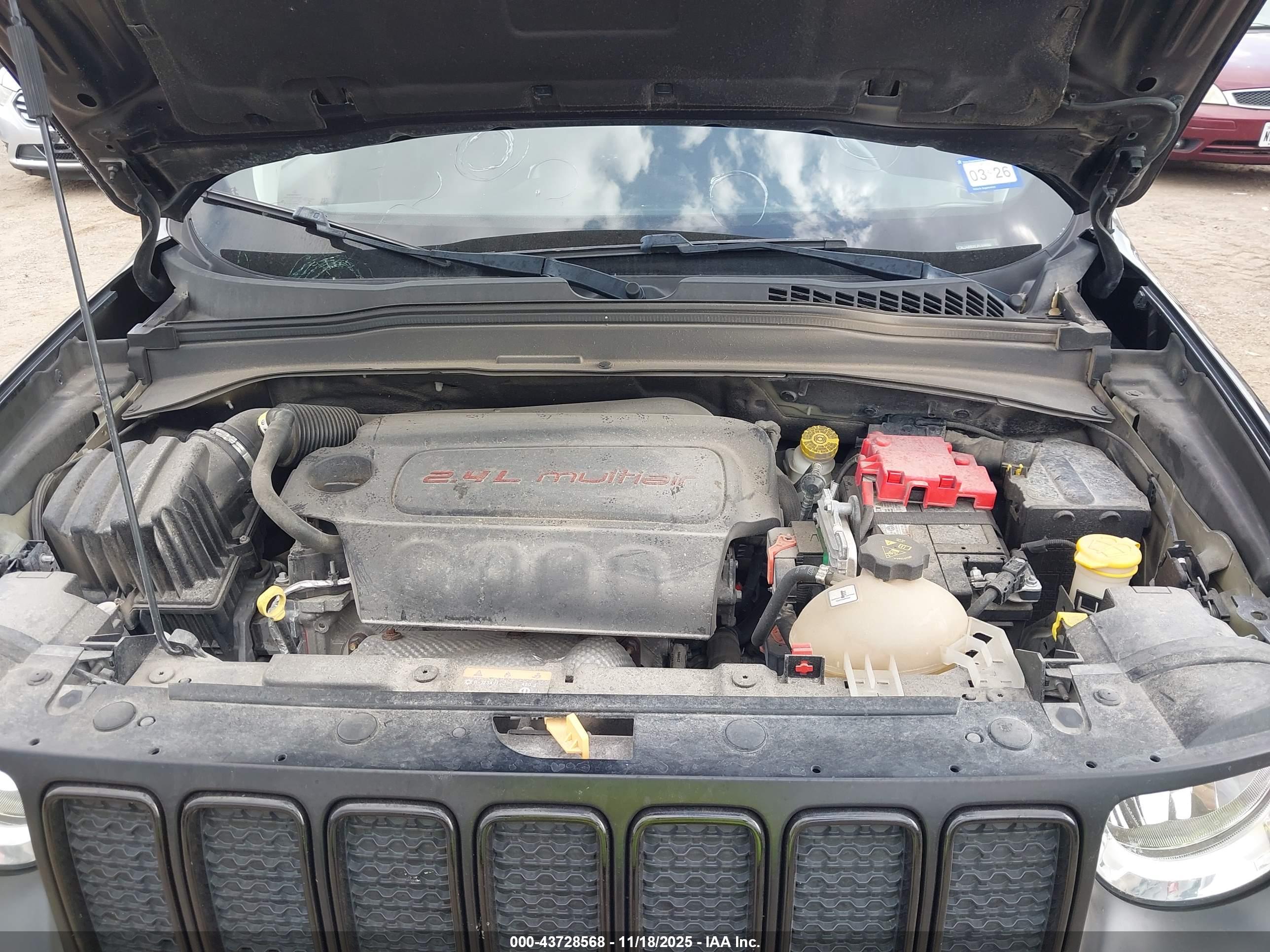 JEEP RENEGADE image 10