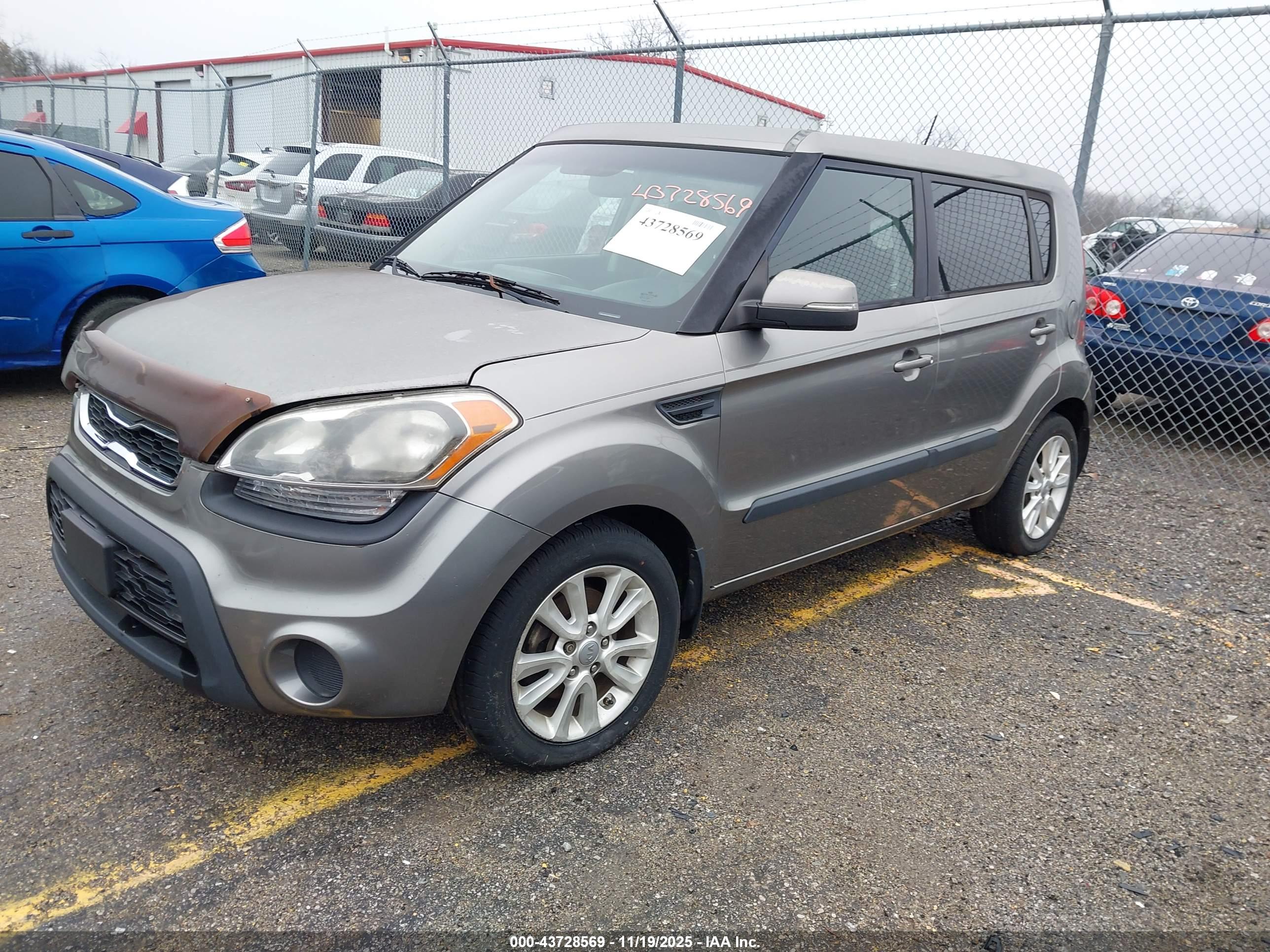 KIA SOUL image 2