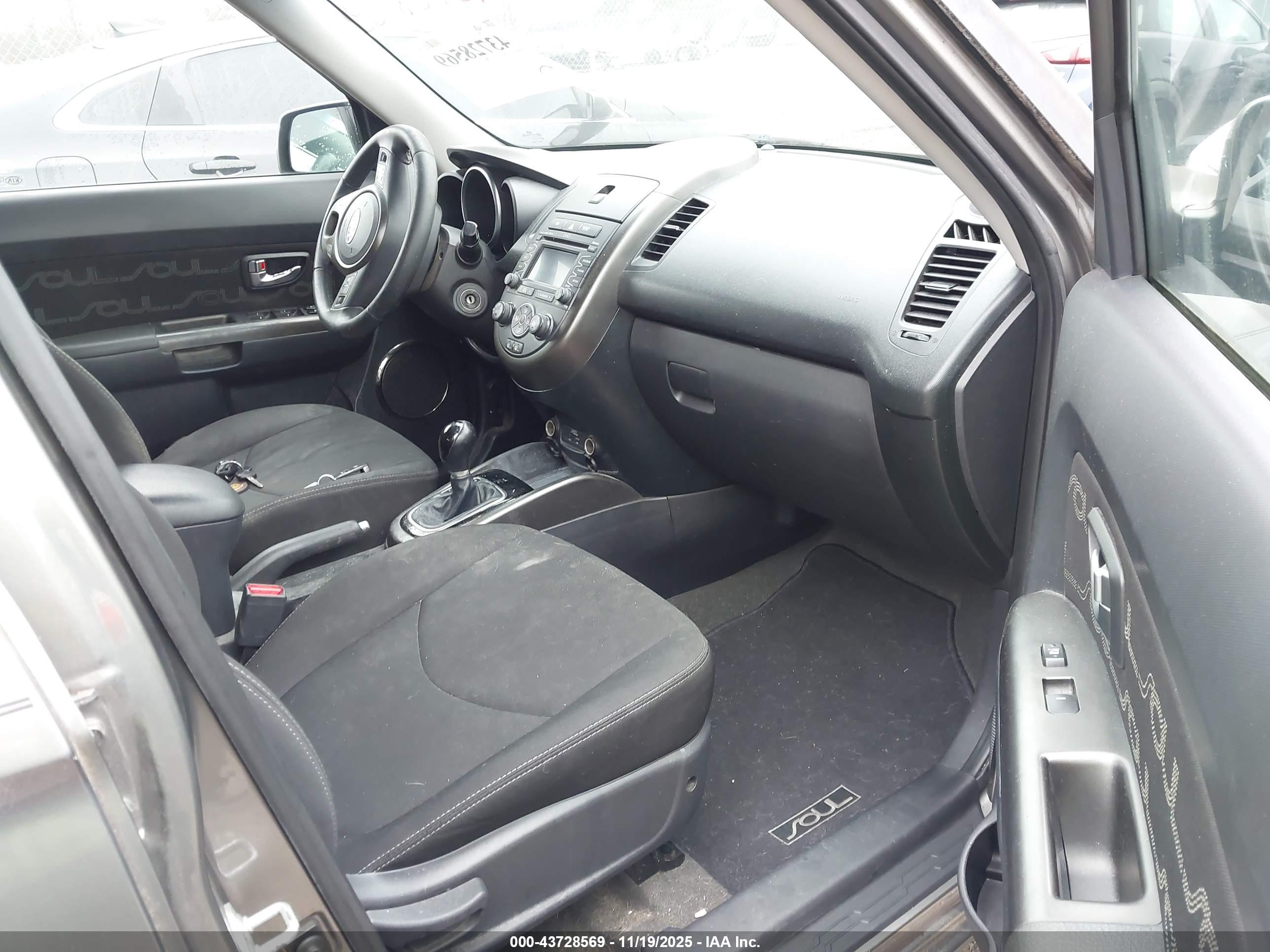 KIA SOUL image 5