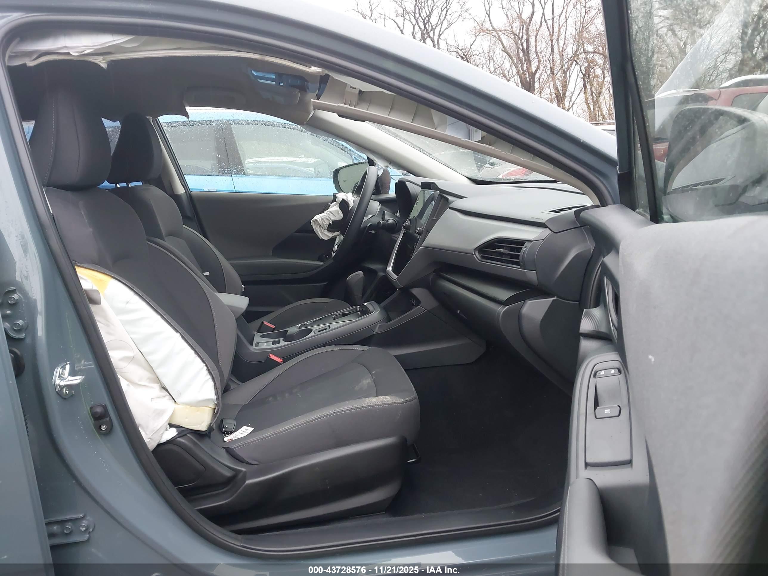 SUBARU CROSSTREK image 5