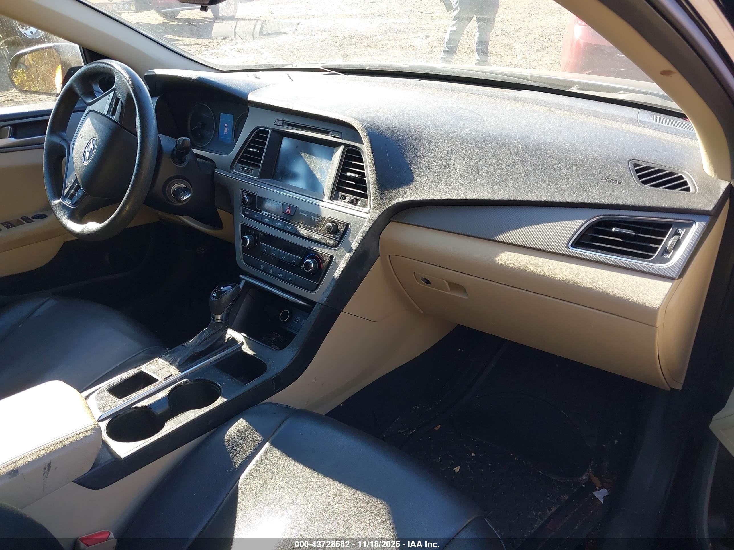 HYUNDAI SONATA image 5
