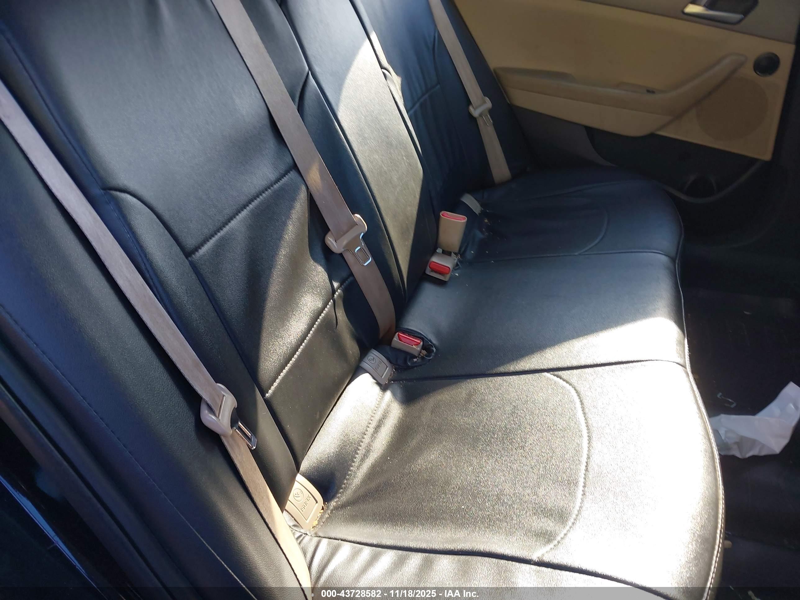HYUNDAI SONATA image 8