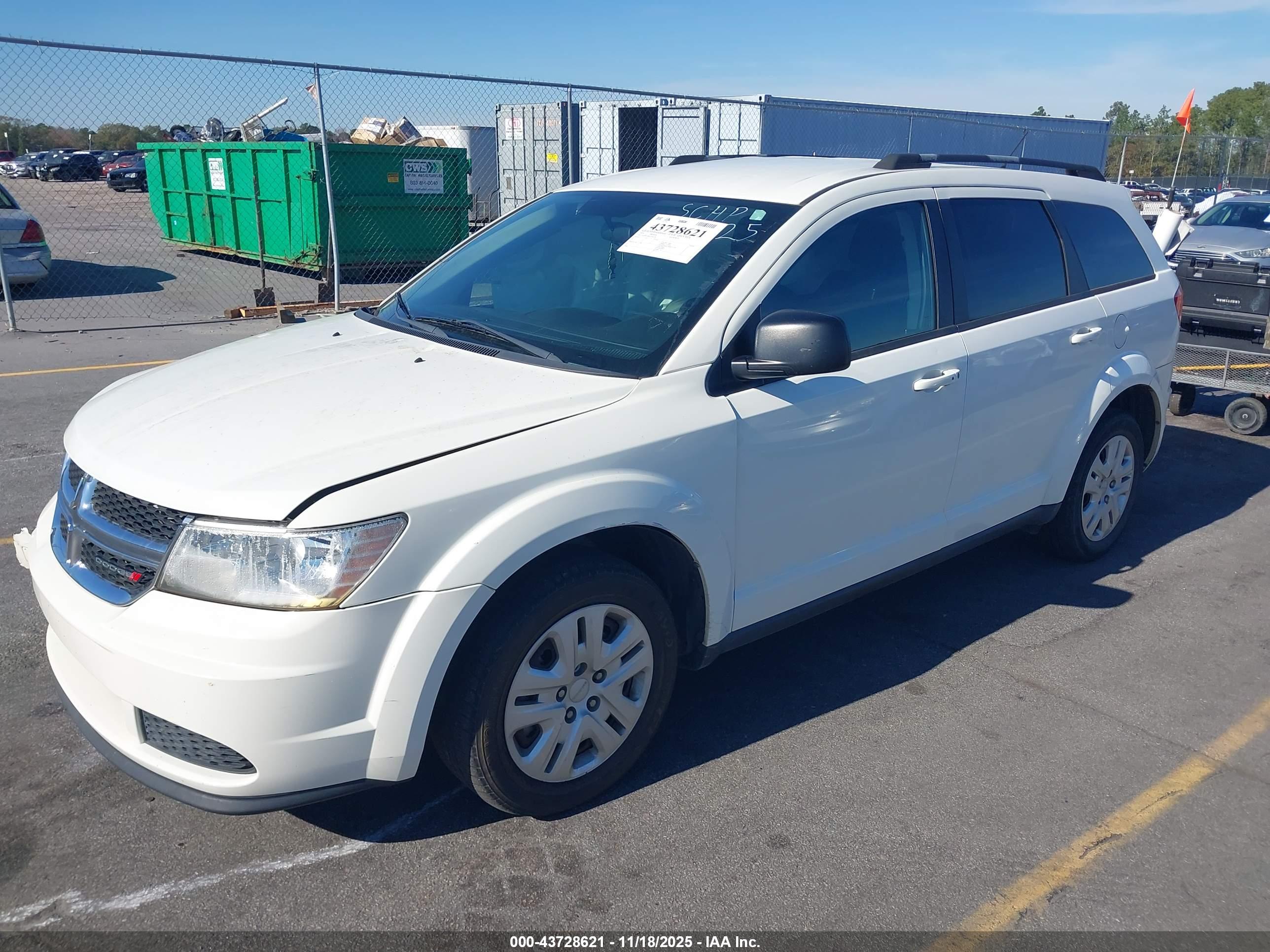 DODGE JOURNEY image 2
