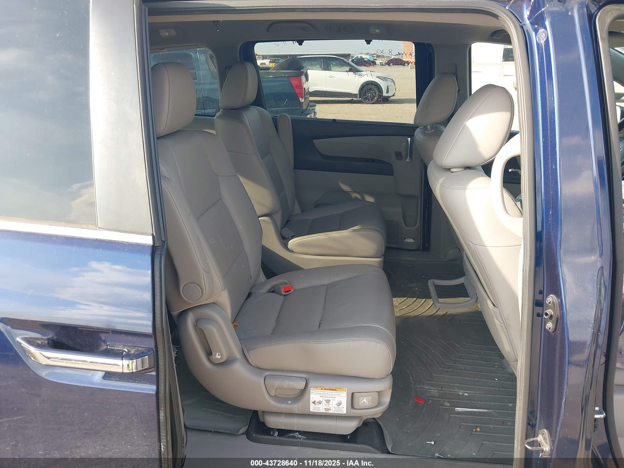 HONDA ODYSSEY image 8