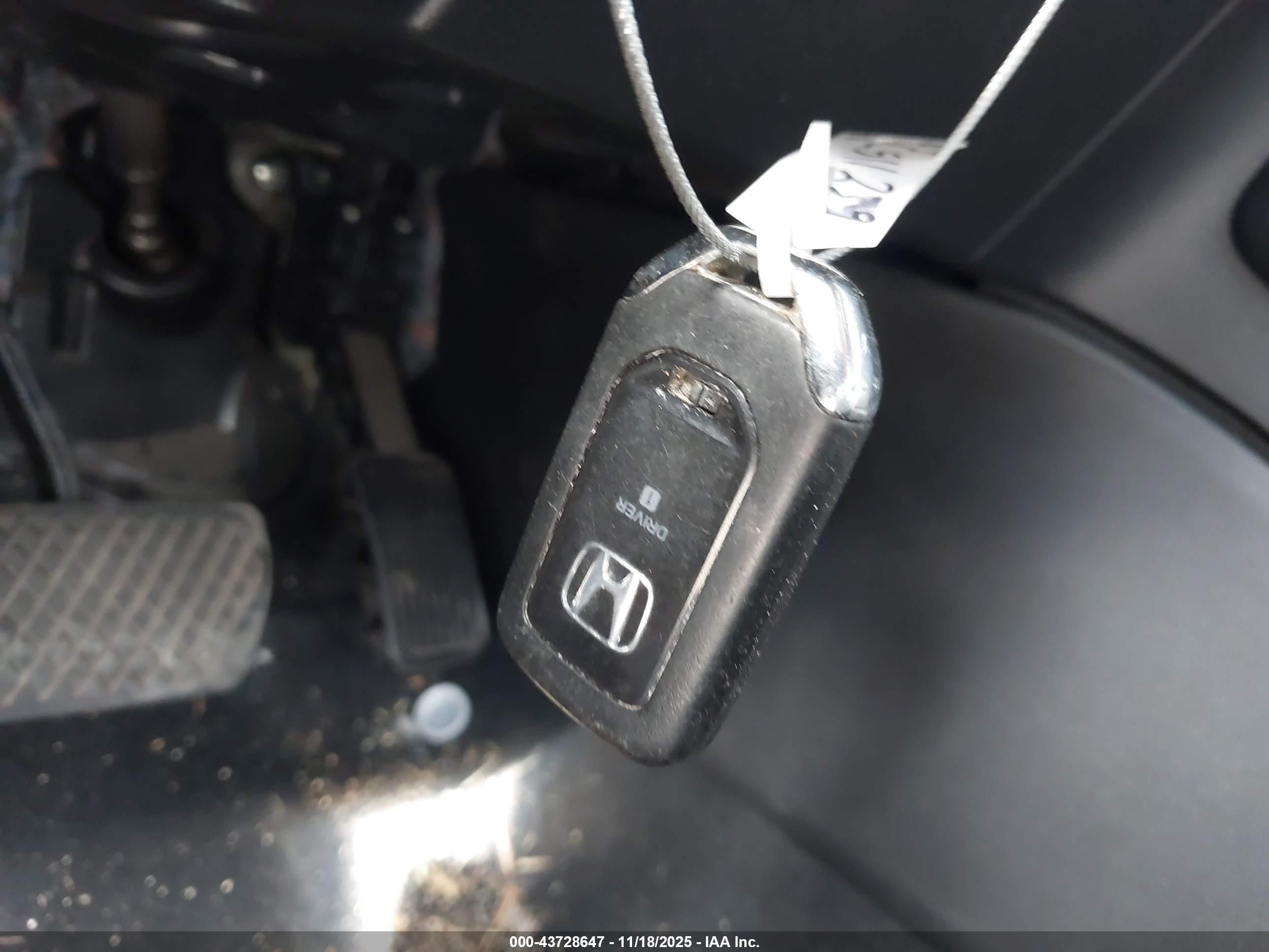 HONDA CR-V image 11