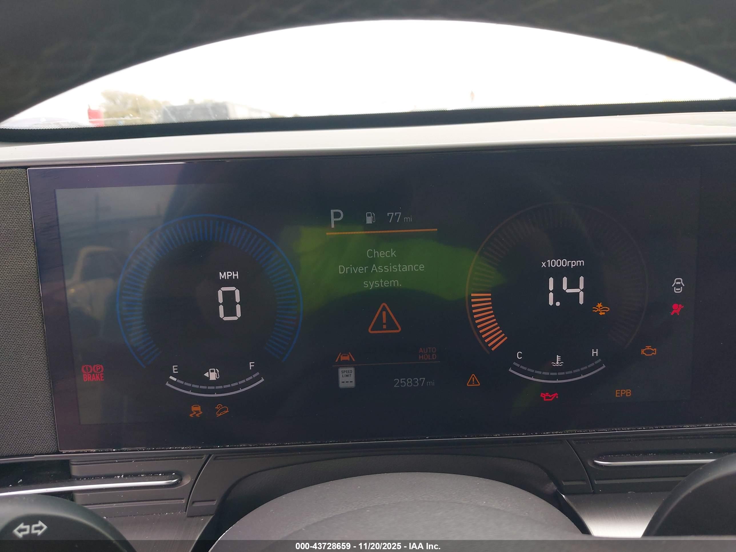 HYUNDAI KONA image 7