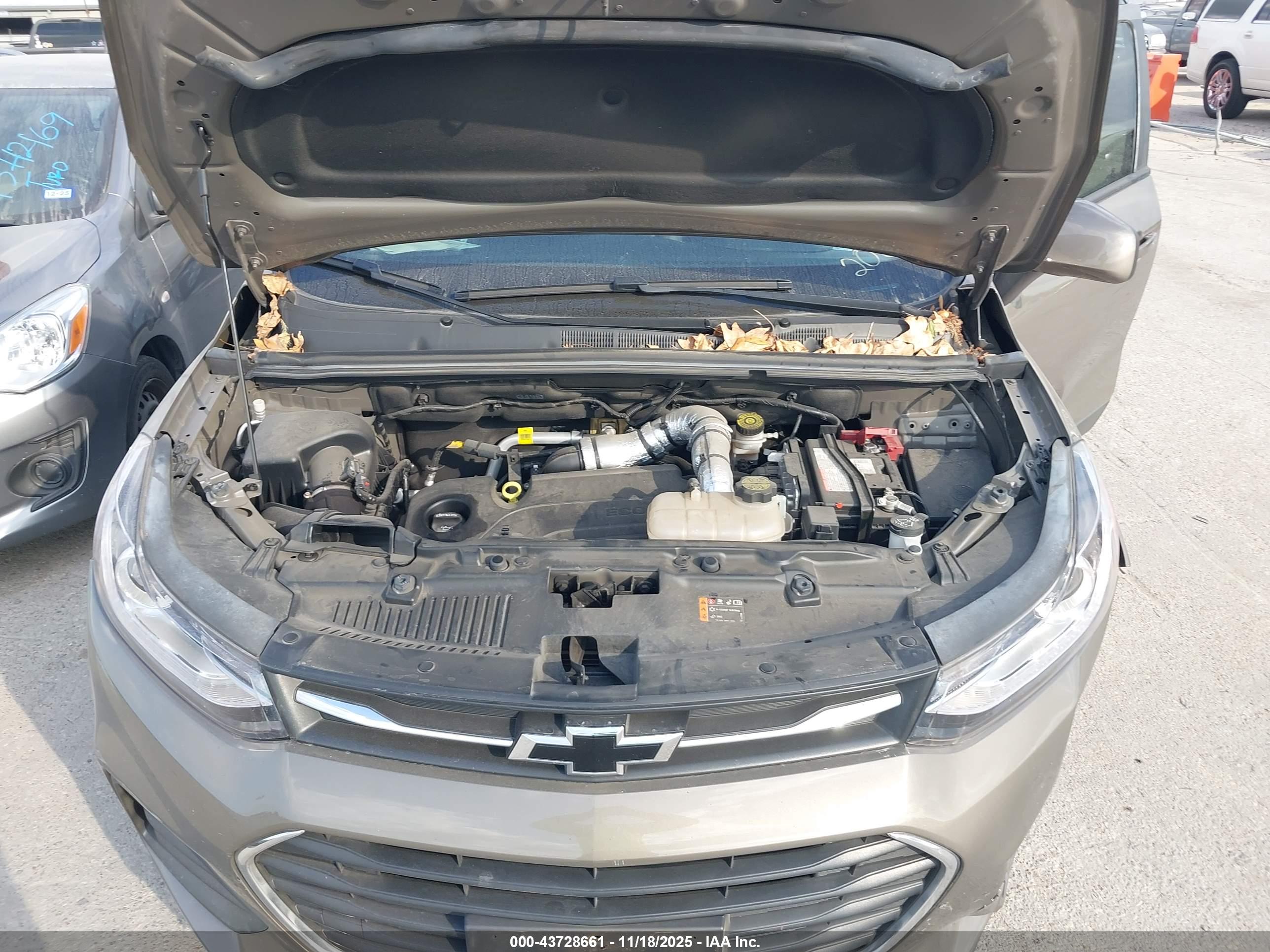 CHEVROLET TRAX image 10