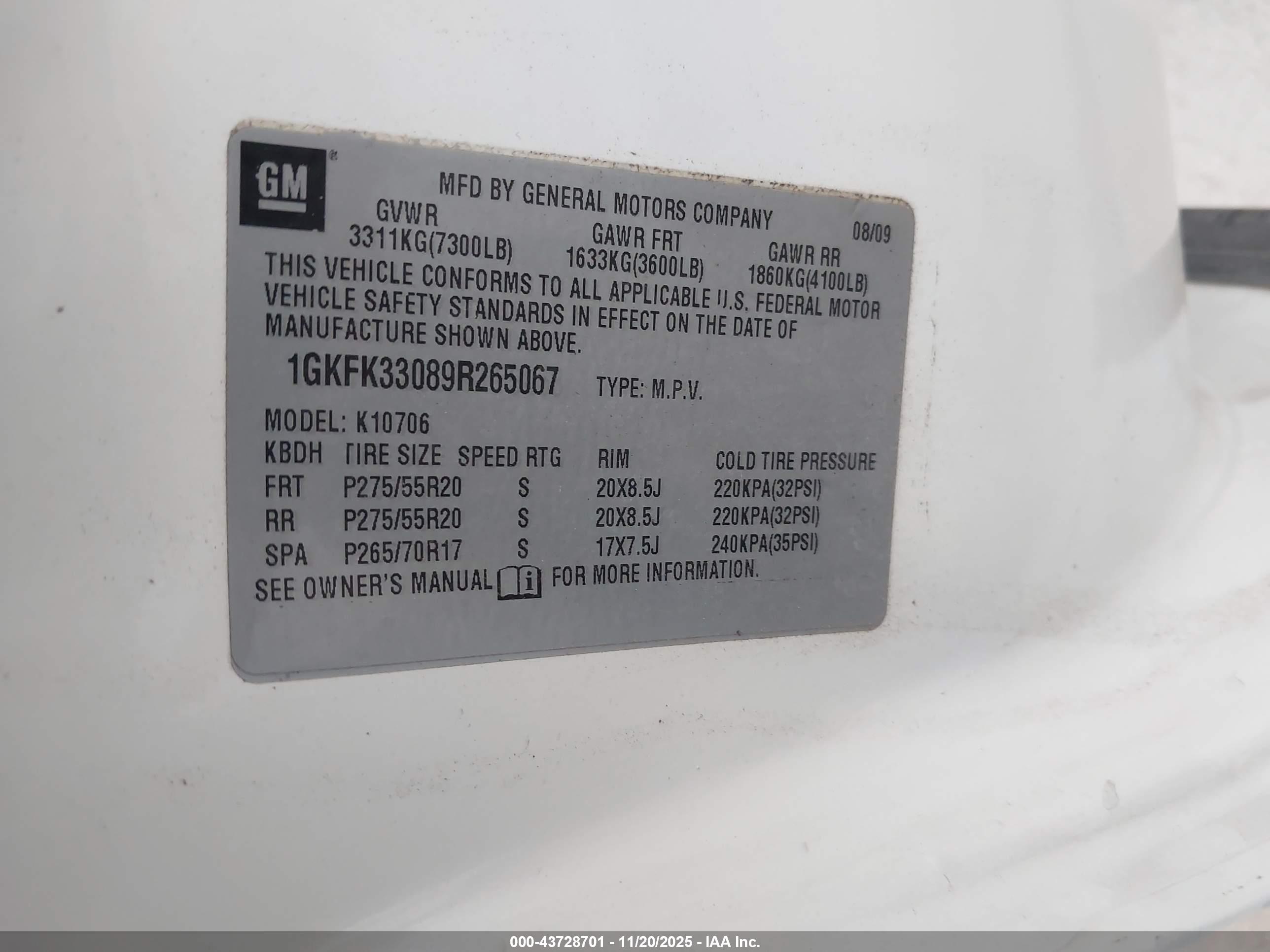 GMC YUKON image 9