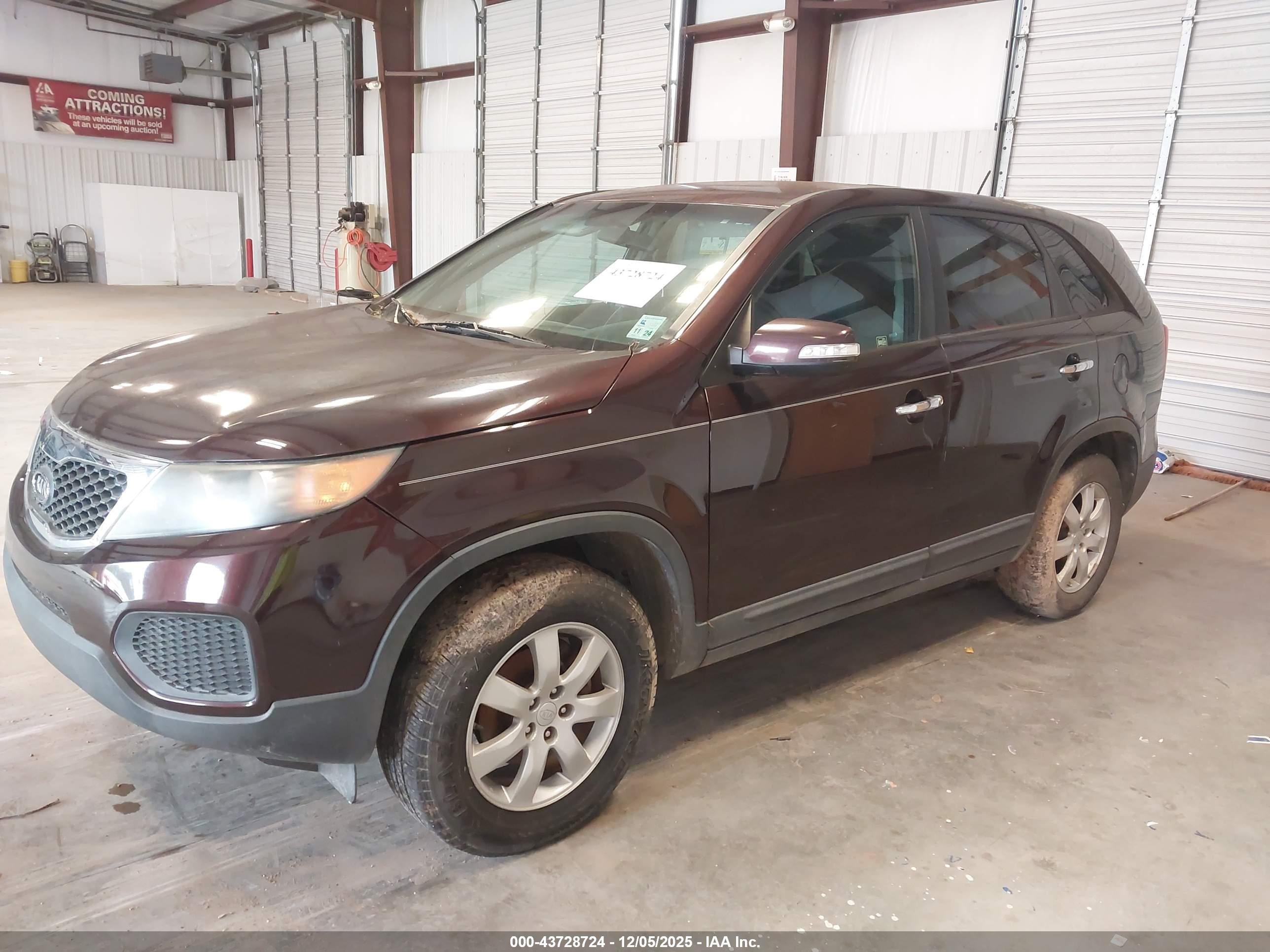 KIA SORENTO image 2