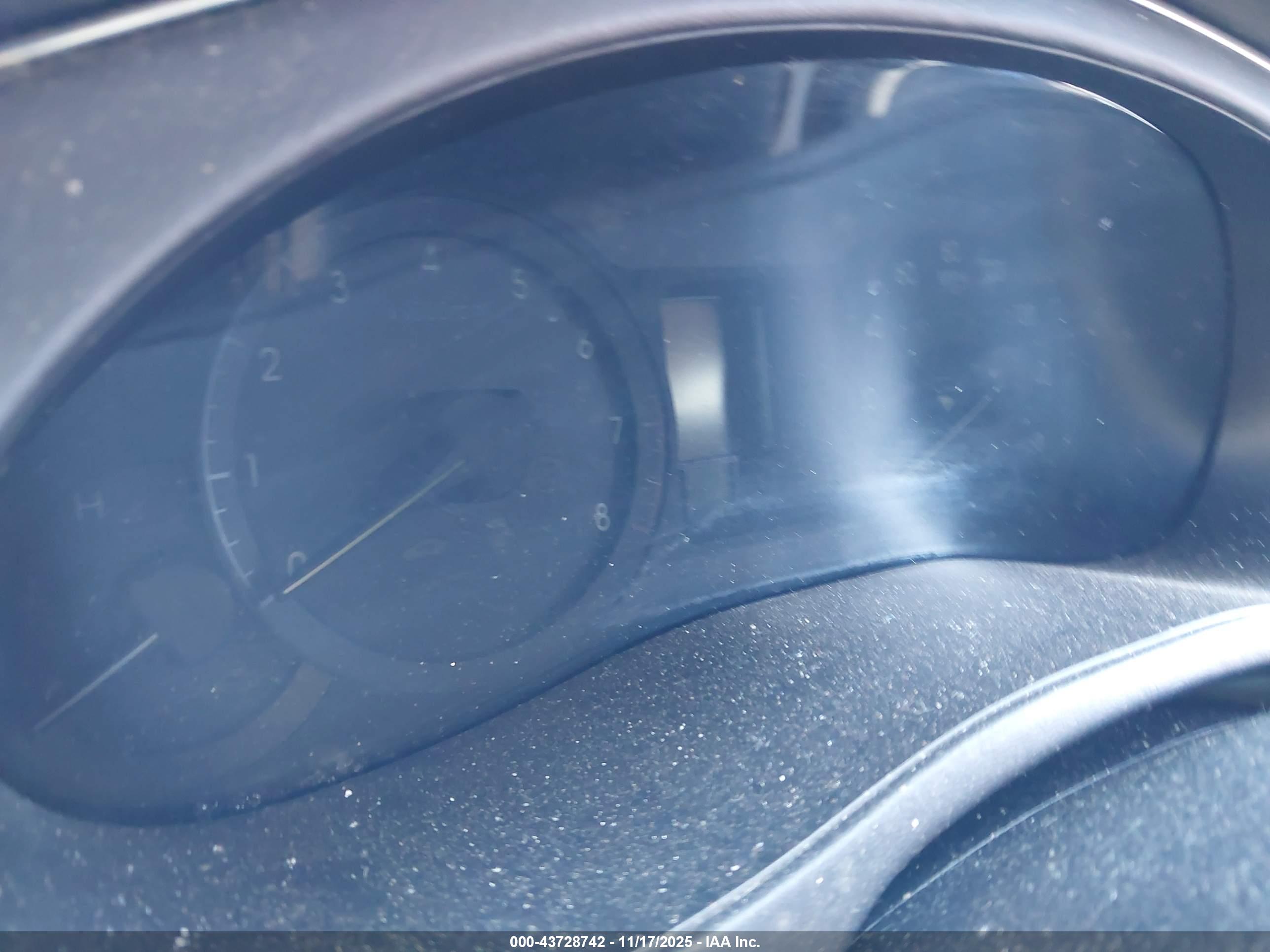 HYUNDAI GENESIS image 7