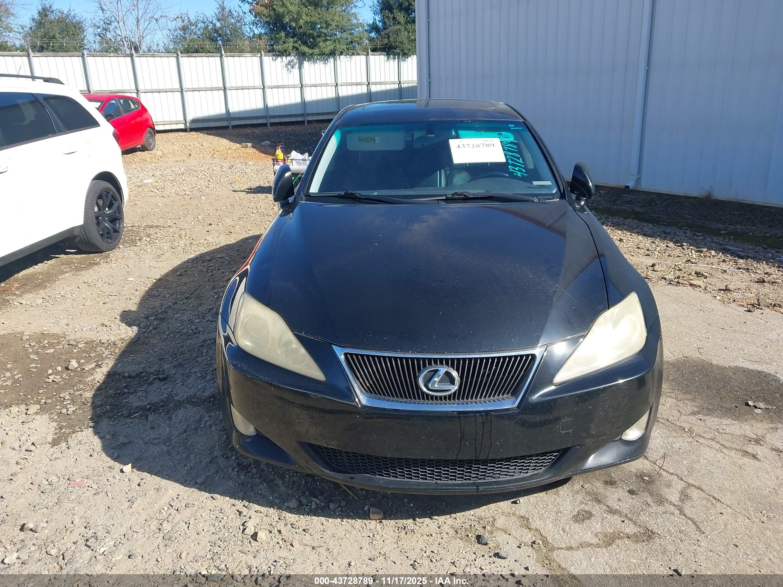 LEXUS IS image 6