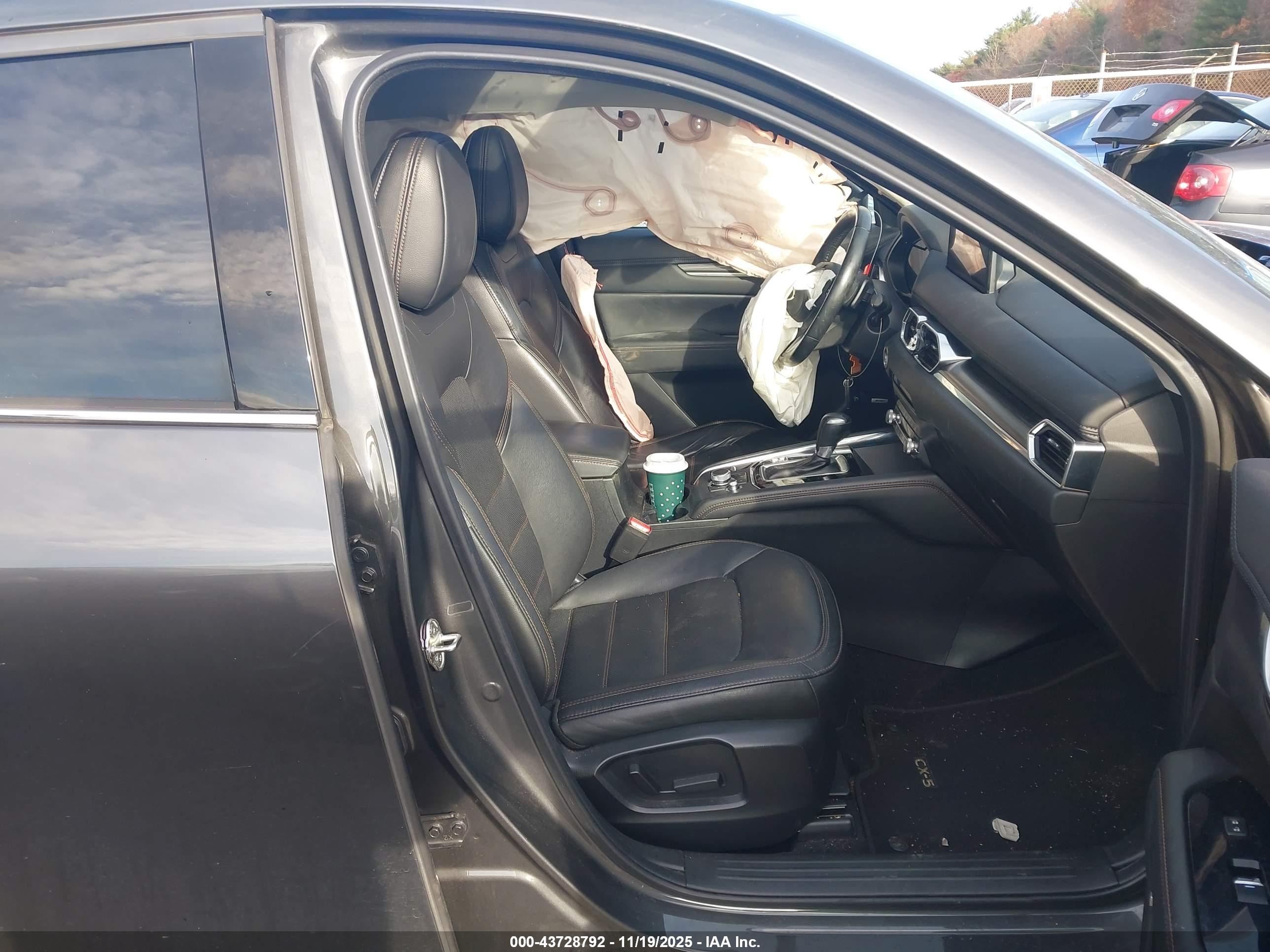 MAZDA CX-5 image 5