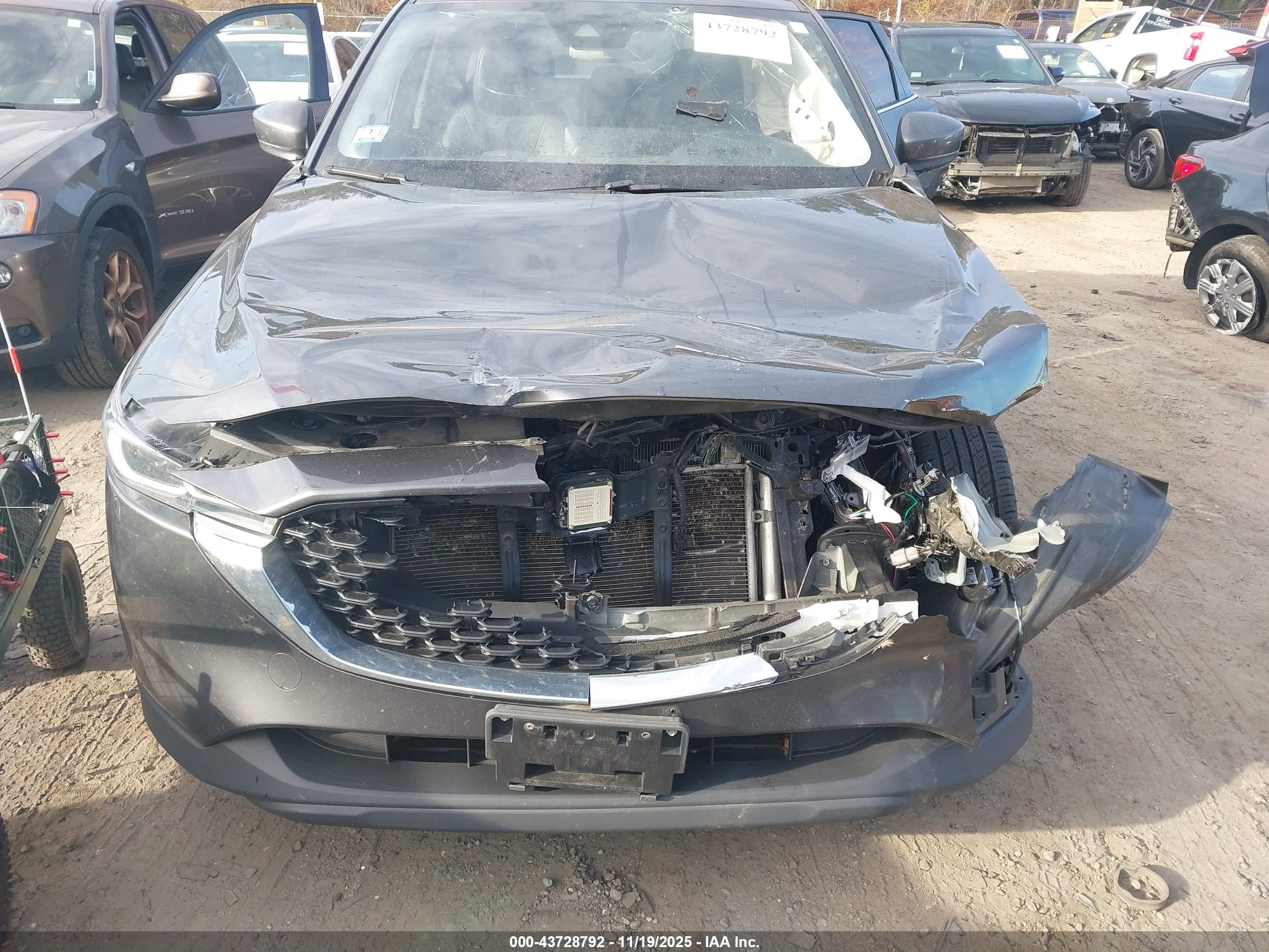 MAZDA CX-5 image 6