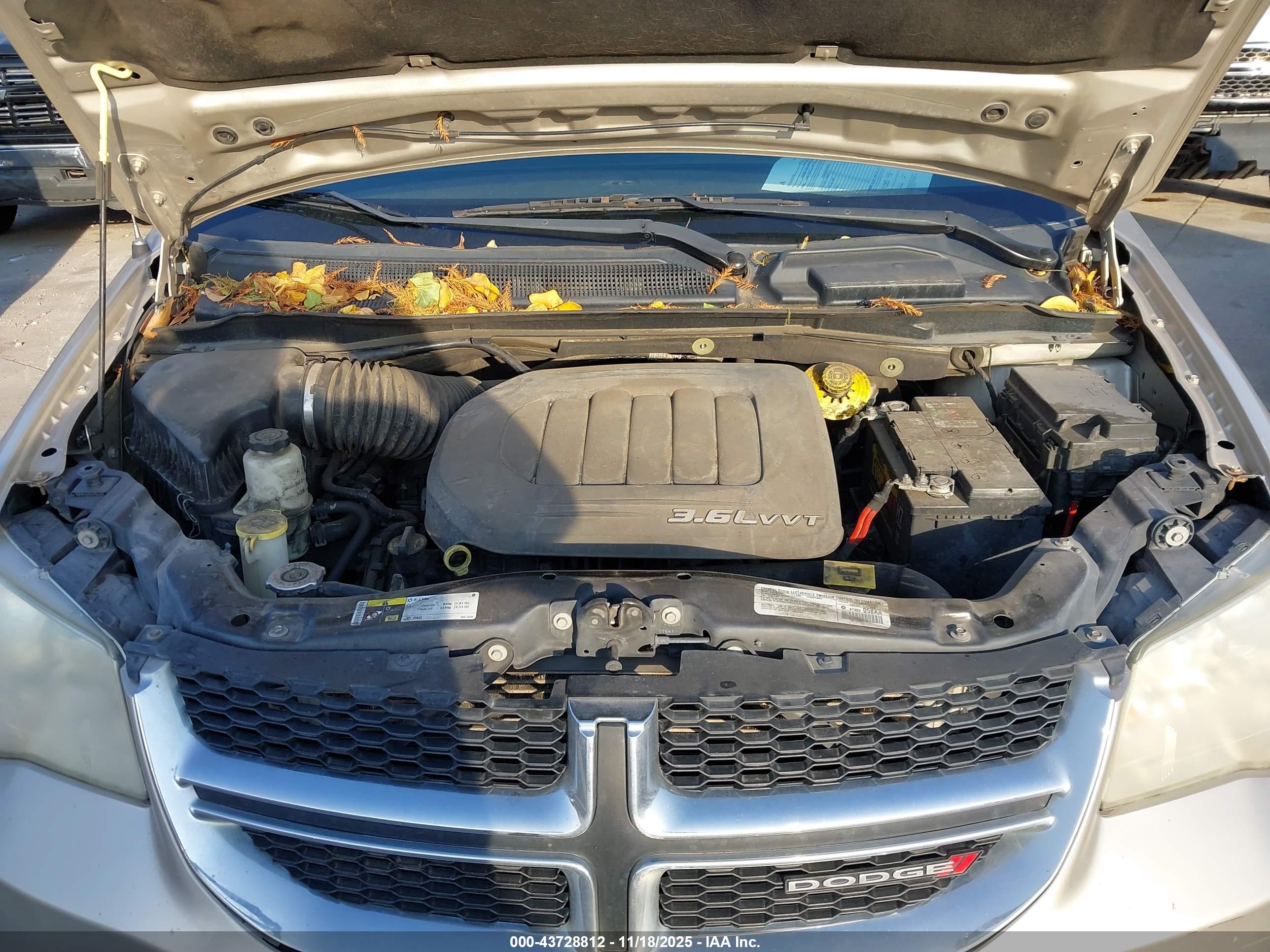DODGE GRAND image 10