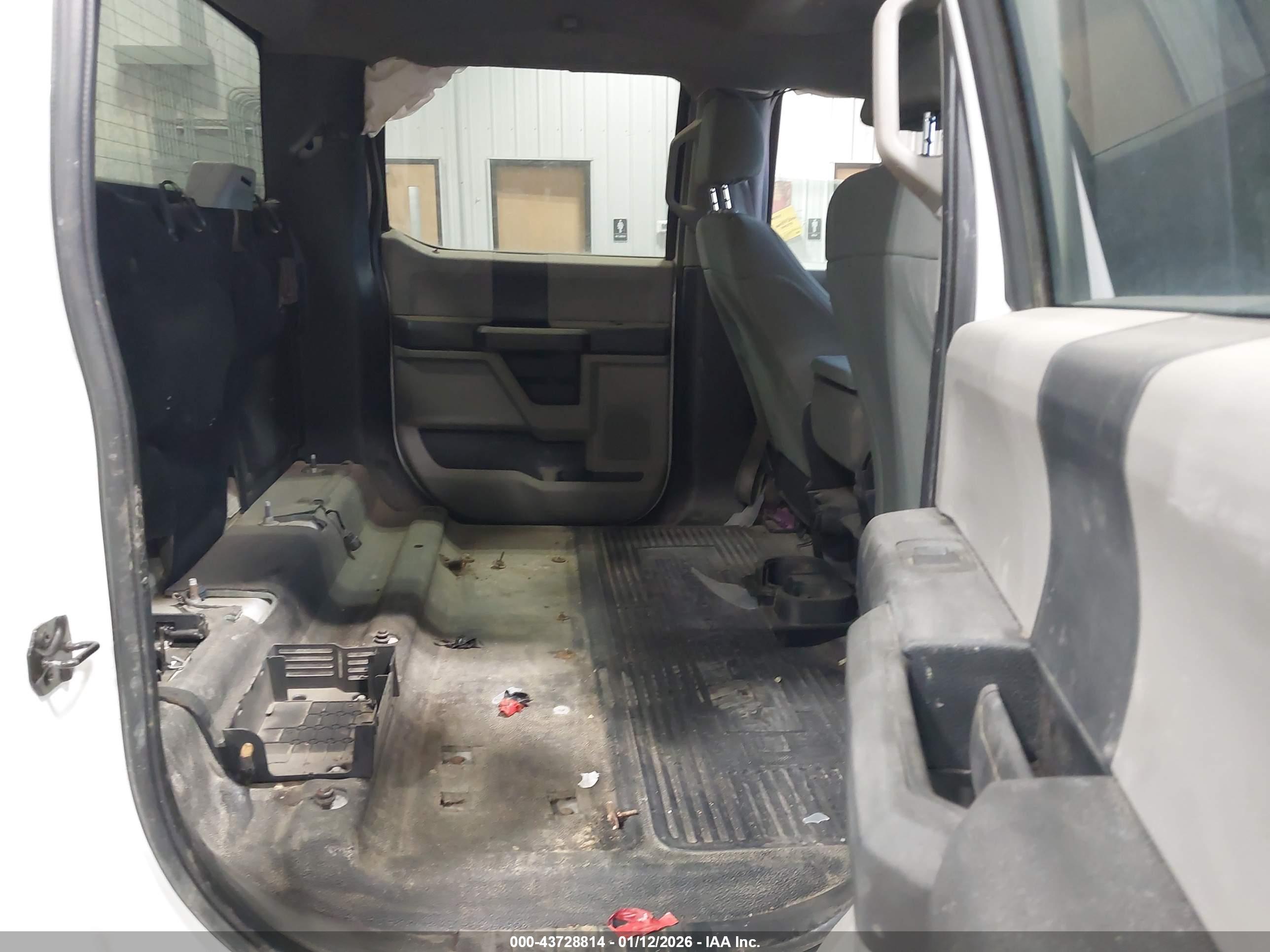 FORD F-250 image 8