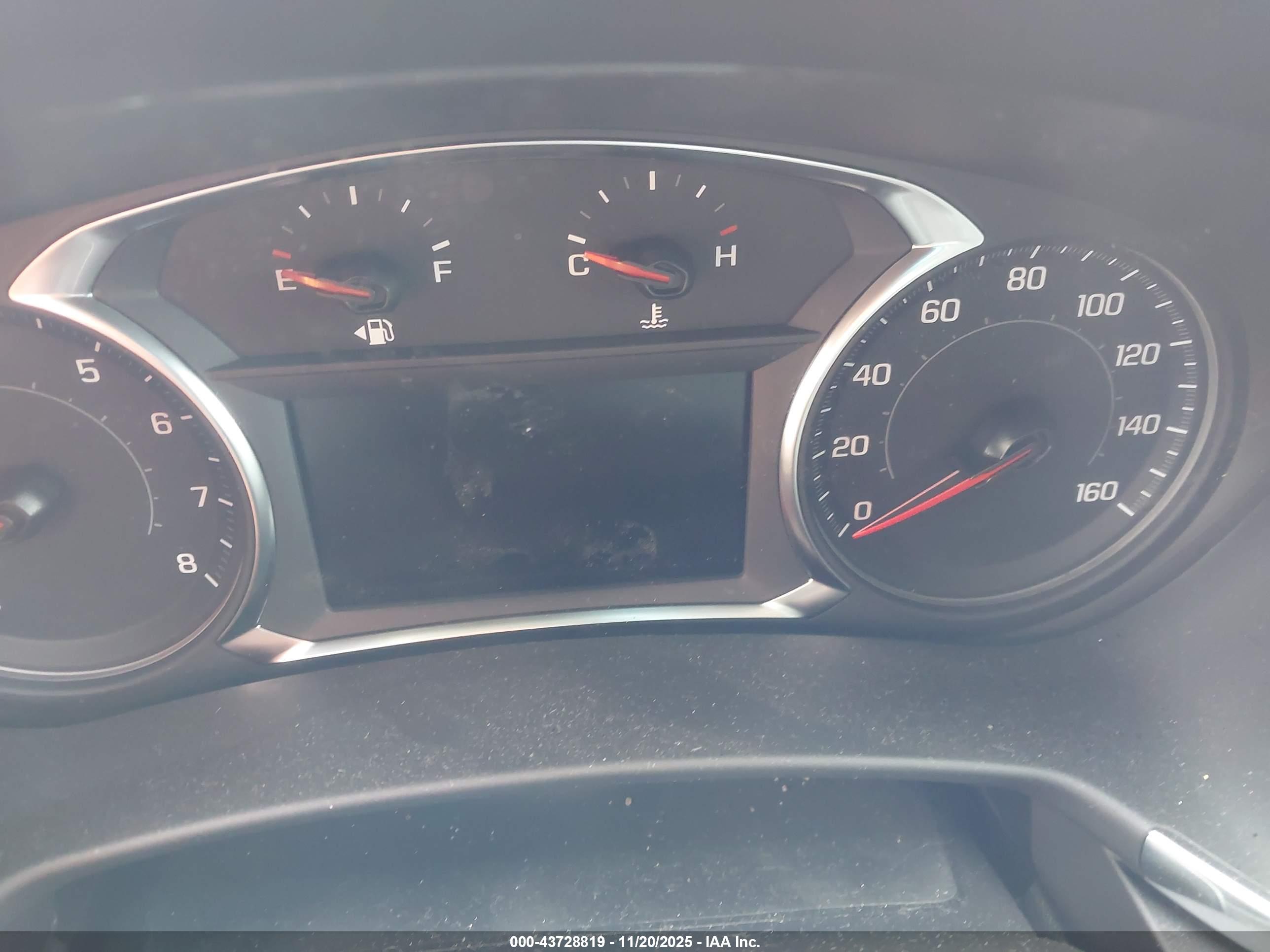 CHEVROLET EQUINOX image 7