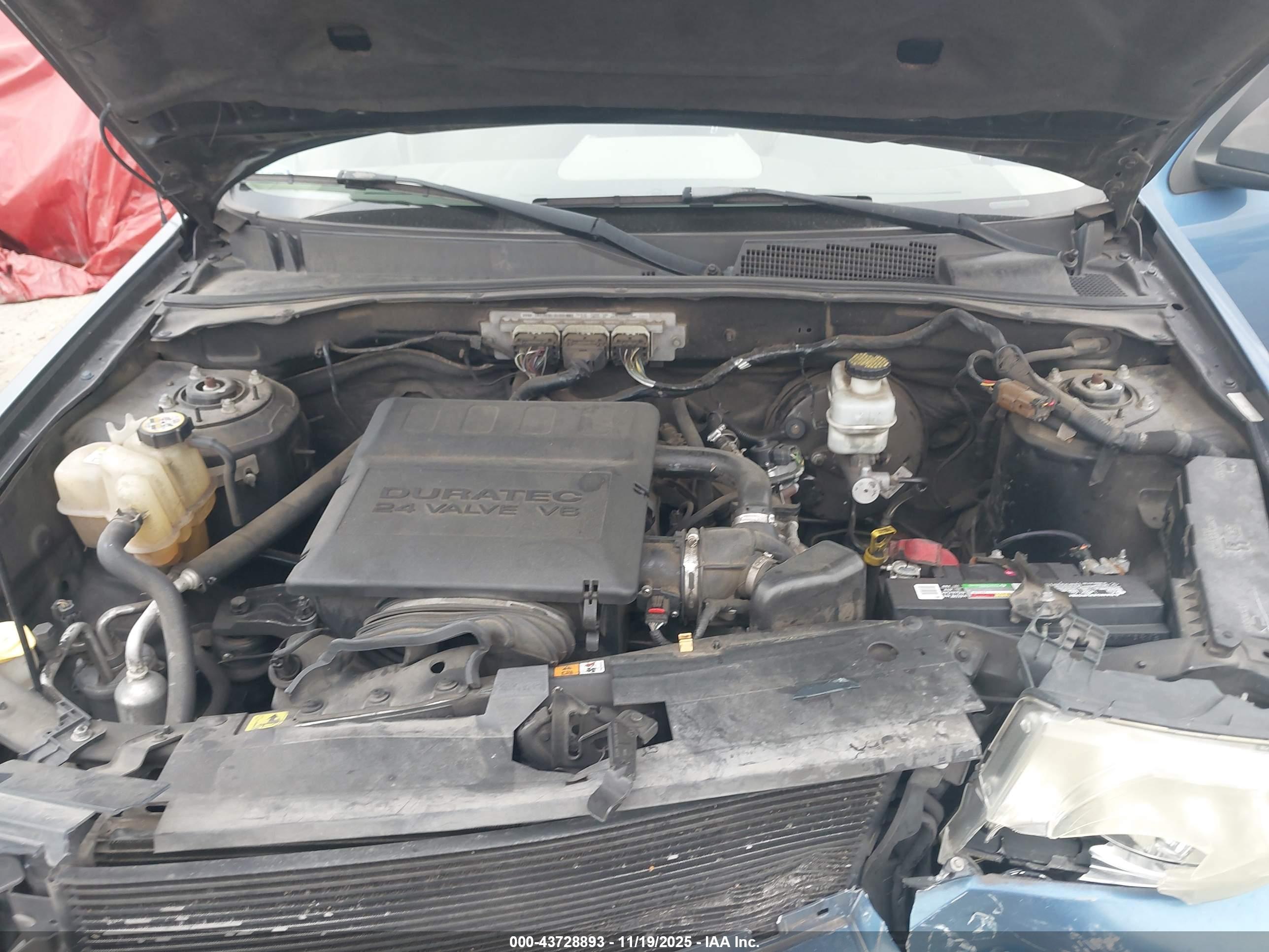 FORD ESCAPE image 10