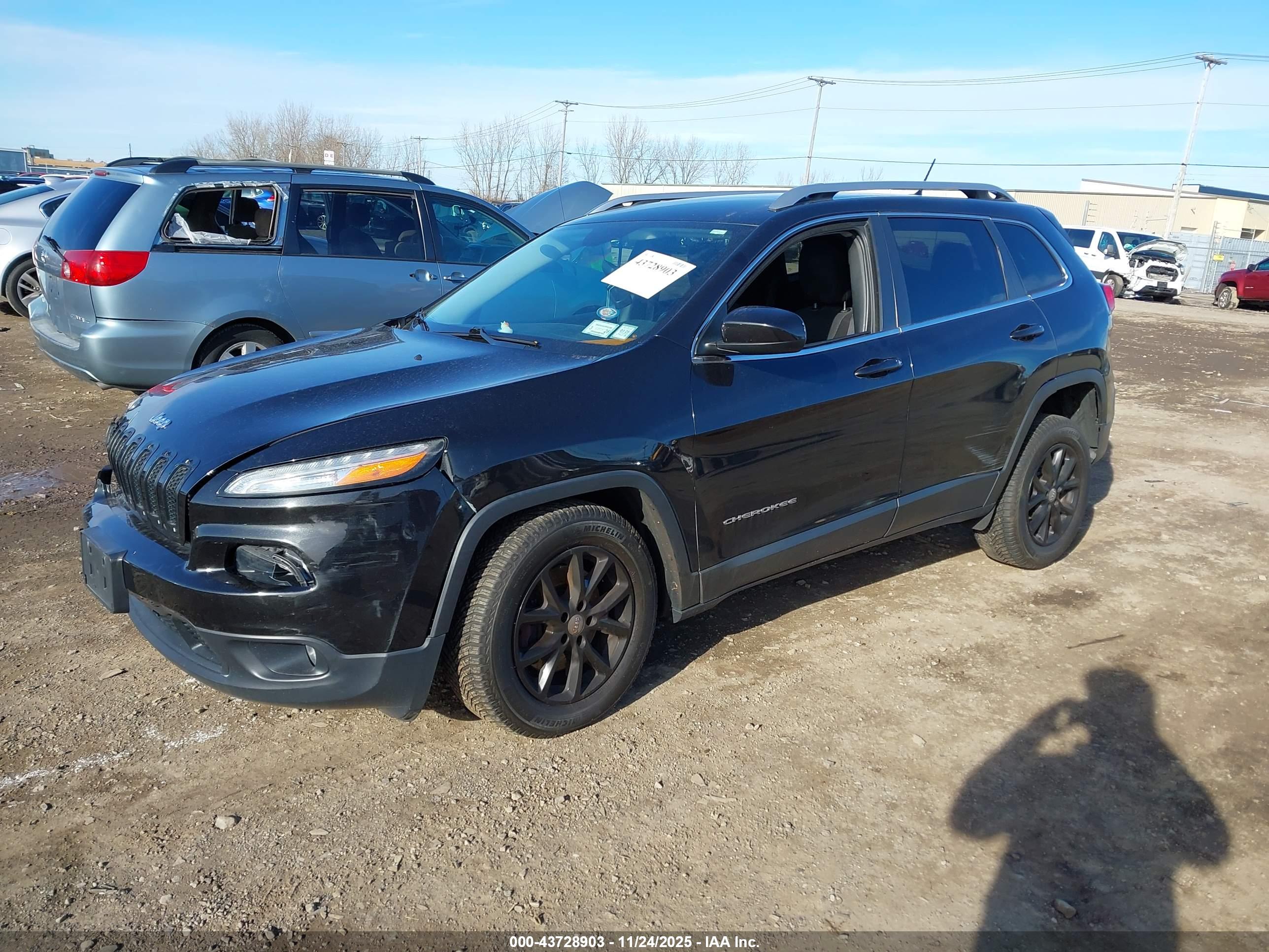 JEEP CHEROKEE image 2