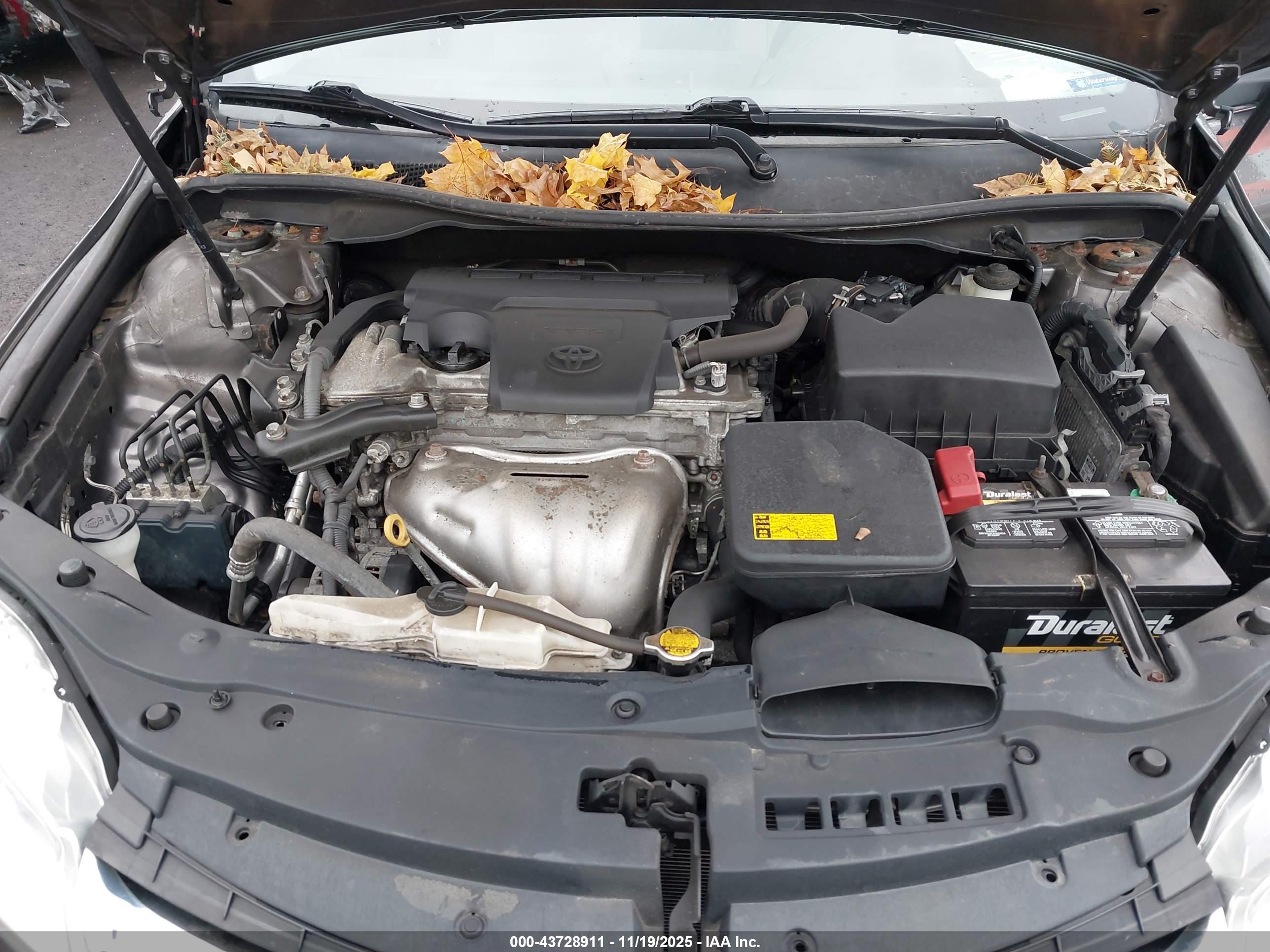 TOYOTA CAMRY image 10