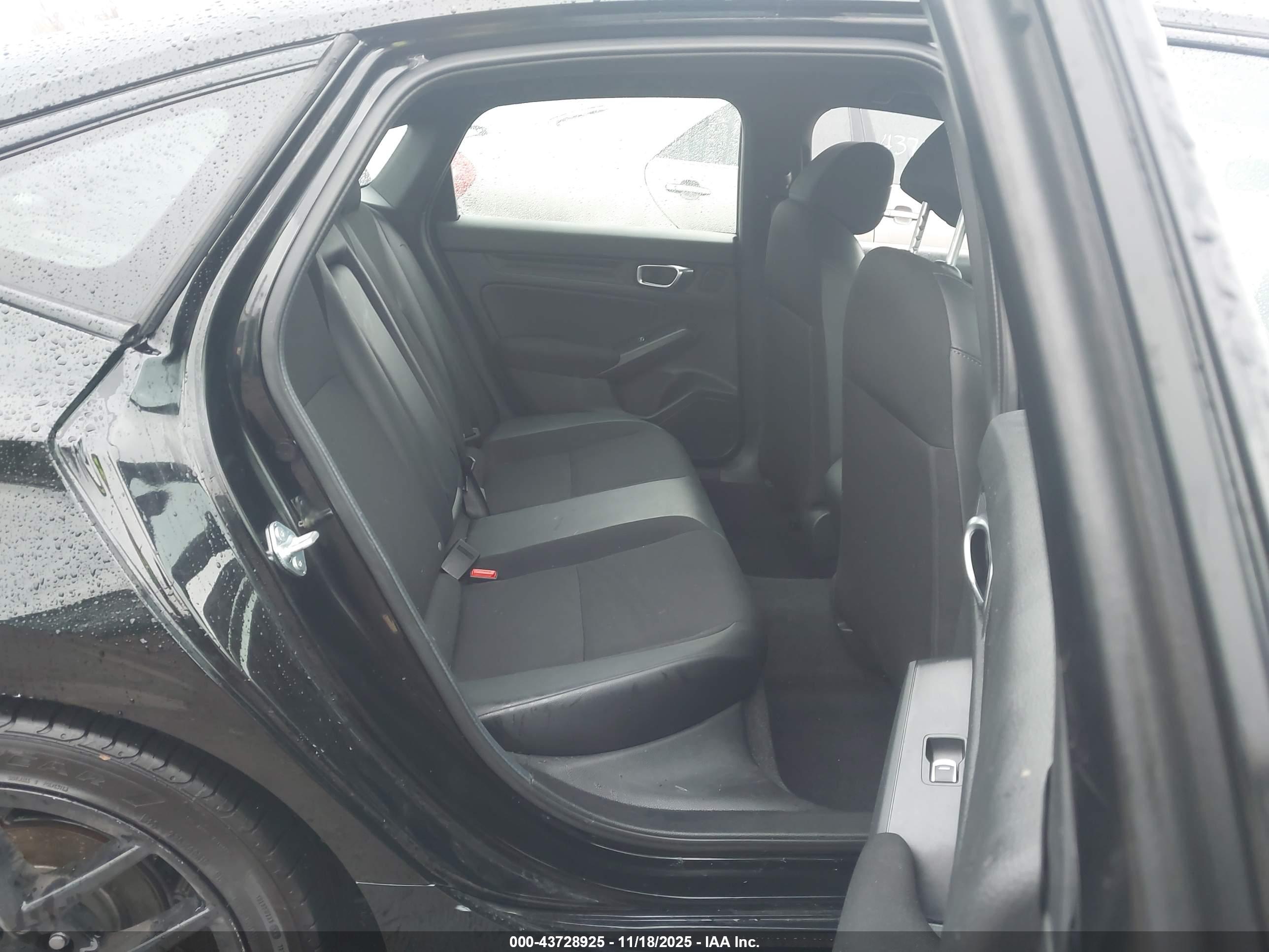 HONDA CIVIC image 8