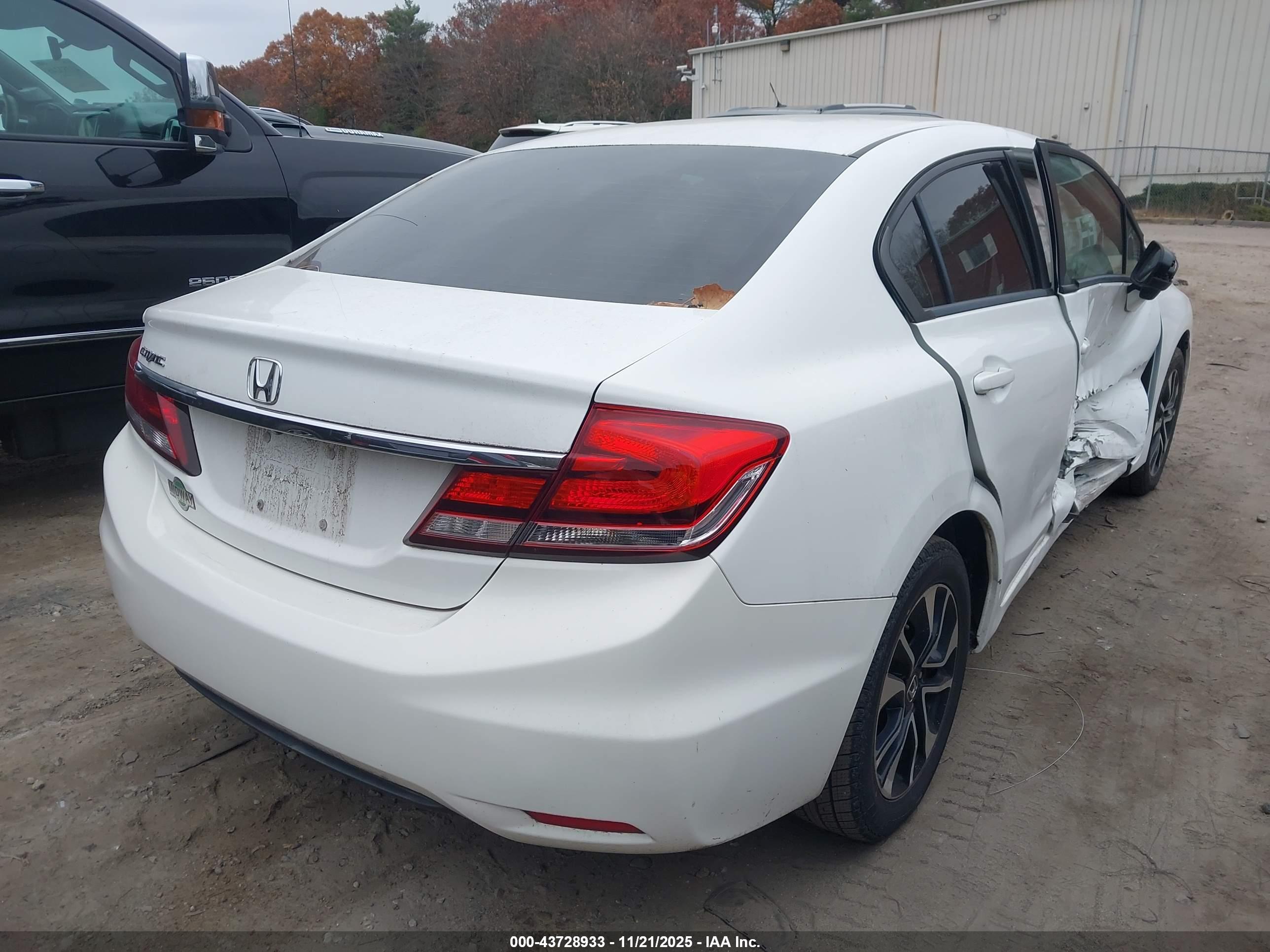HONDA CIVIC image 4