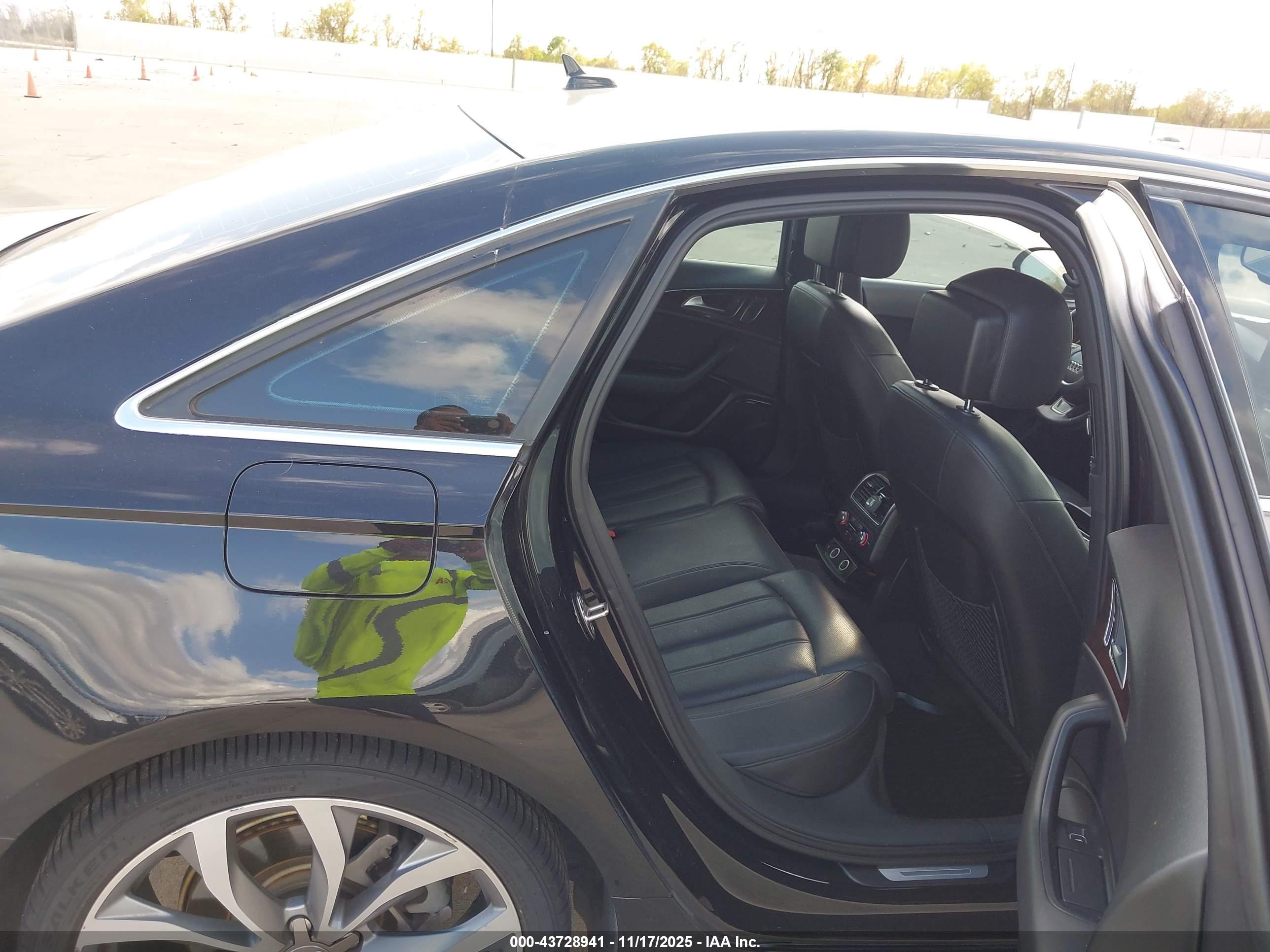 AUDI A6 image 8
