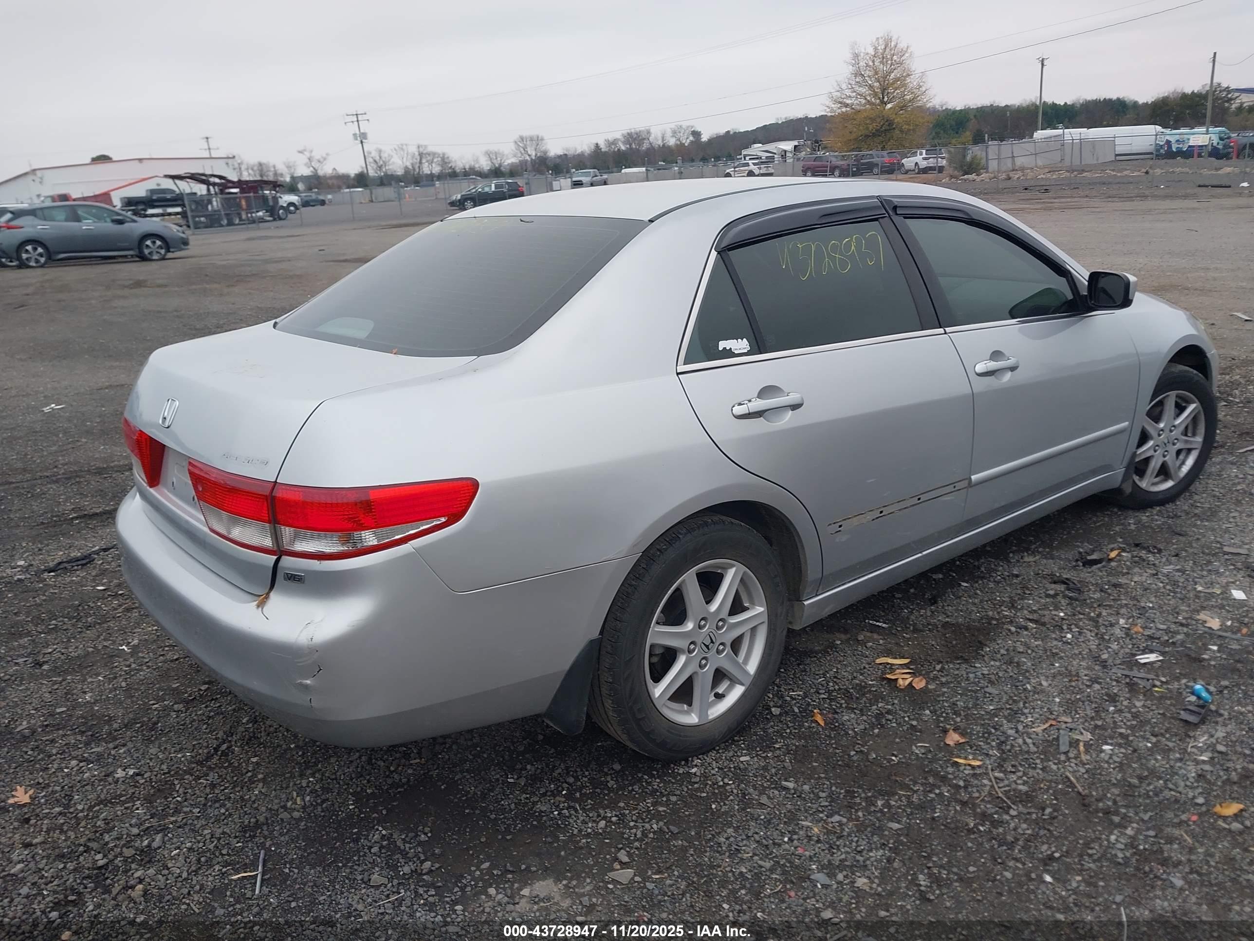 HONDA ACCORD image 4