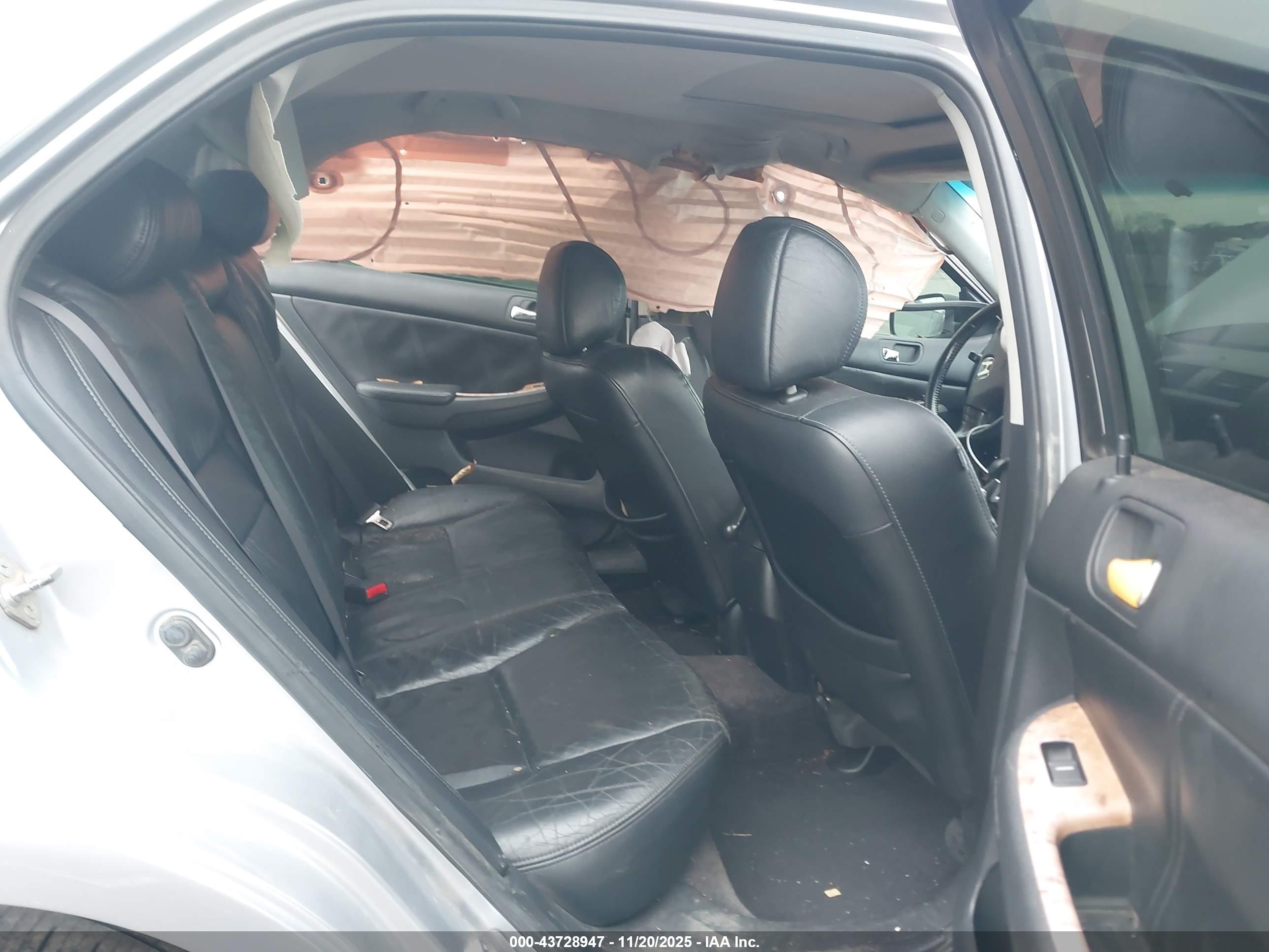 HONDA ACCORD image 8