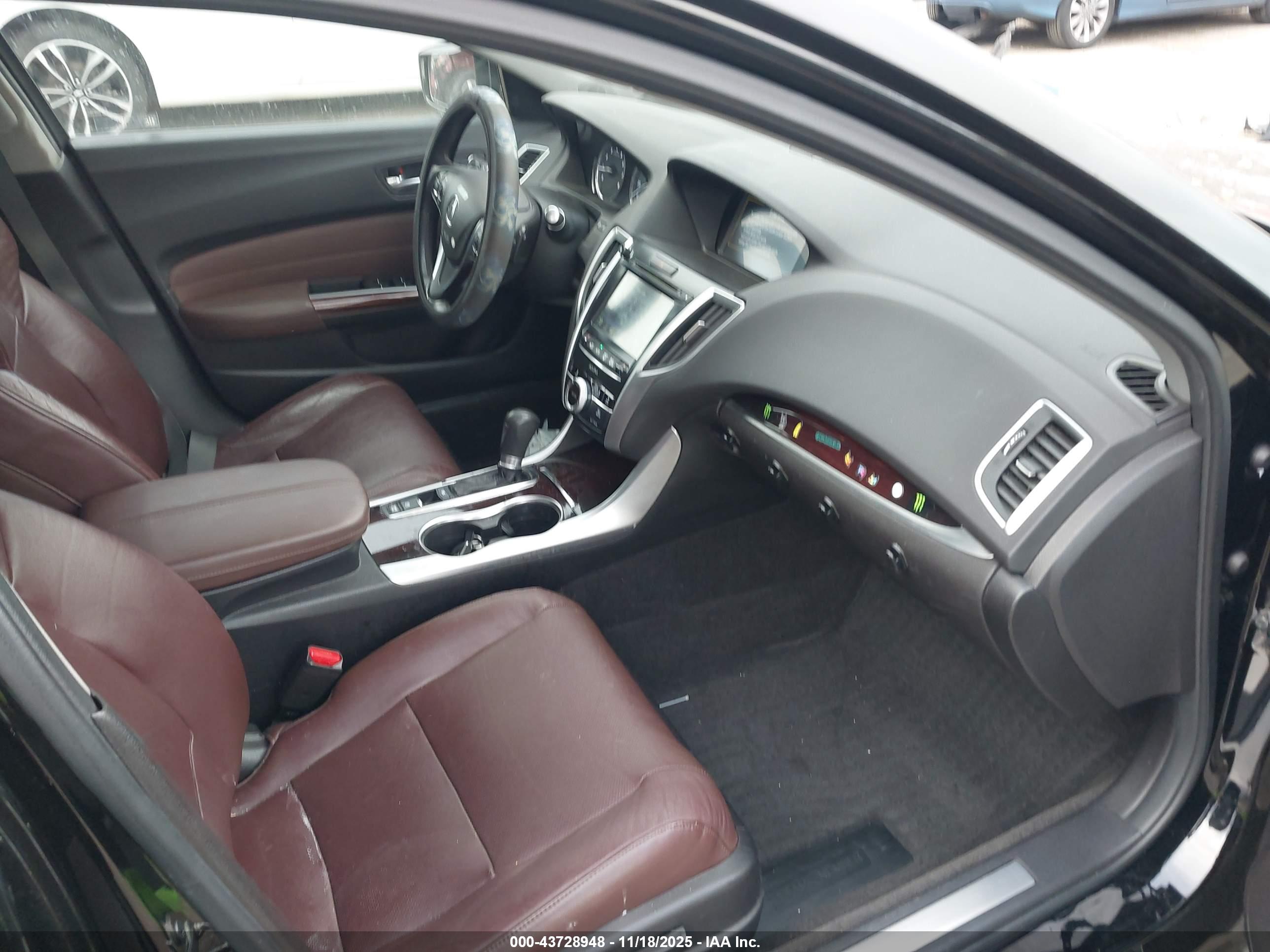 ACURA TLX image 5