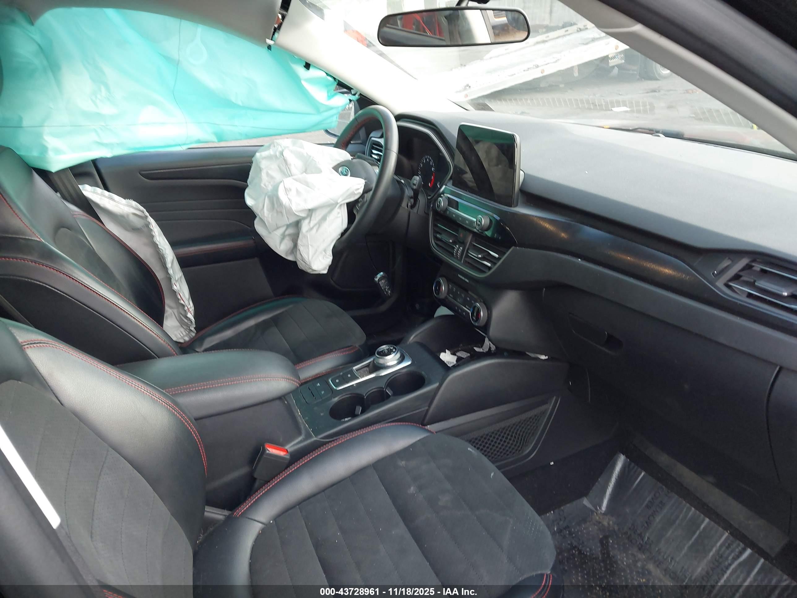 FORD ESCAPE image 5