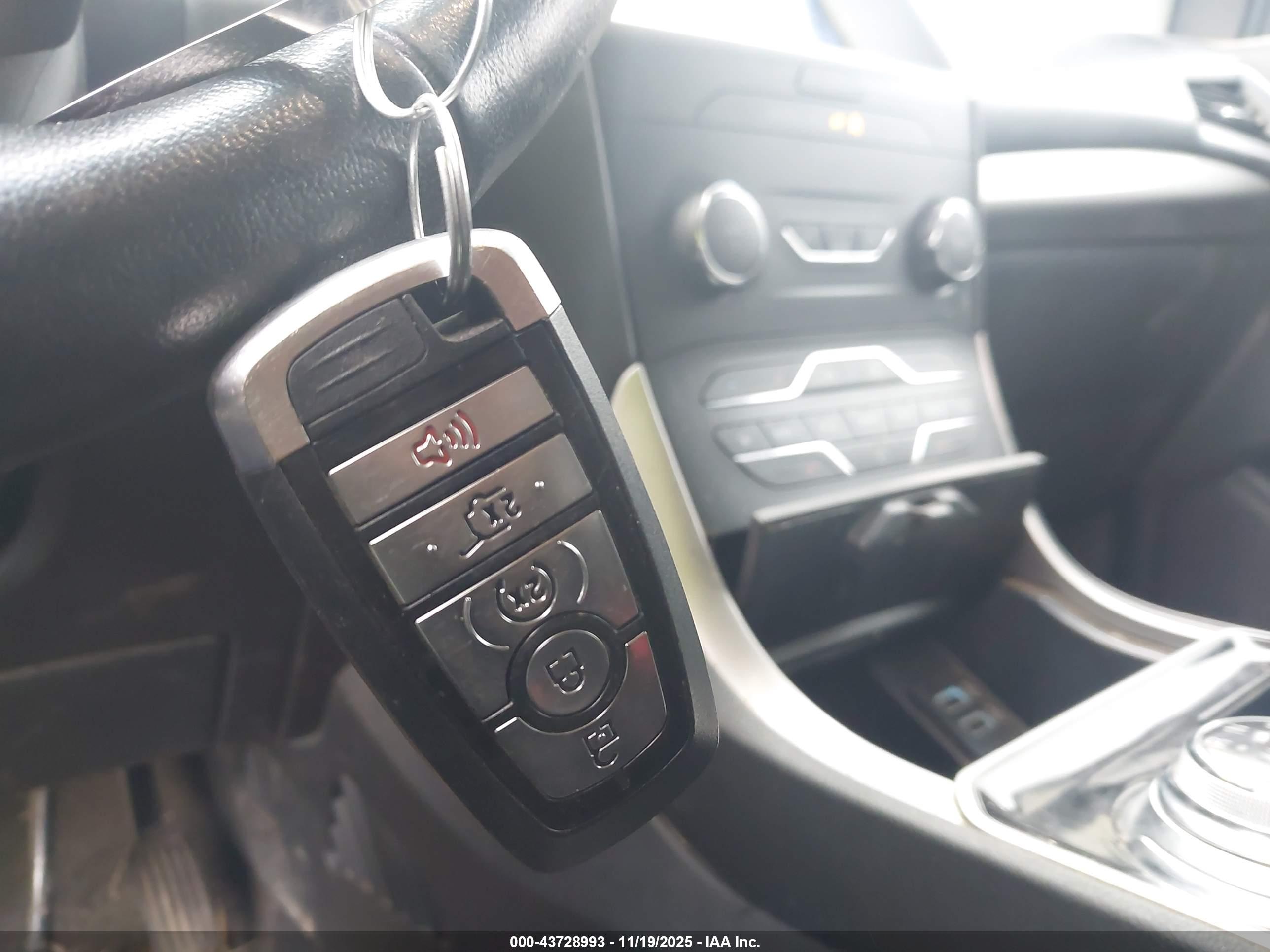 FORD EDGE image 11