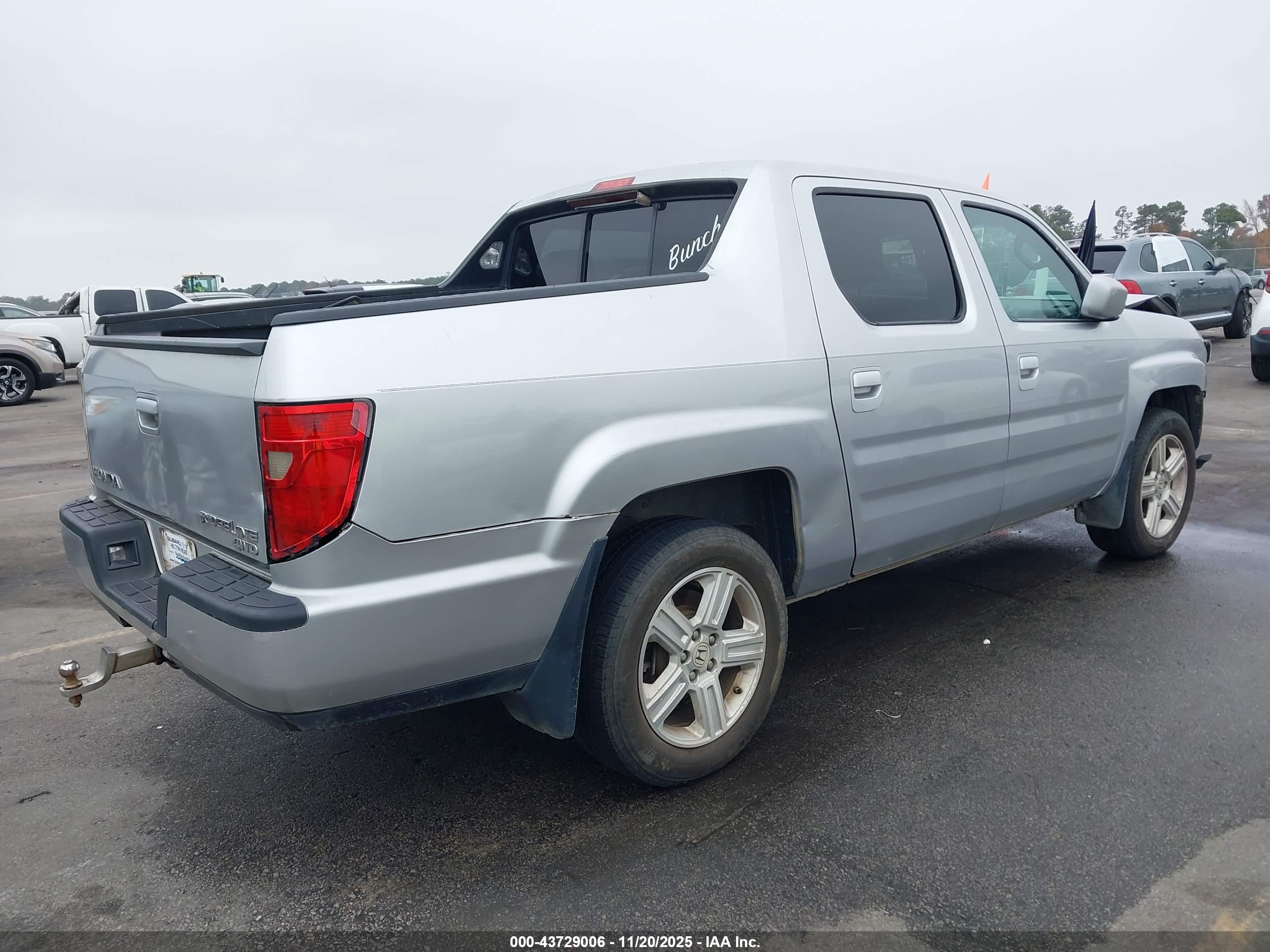 HONDA RIDGELINE image 4