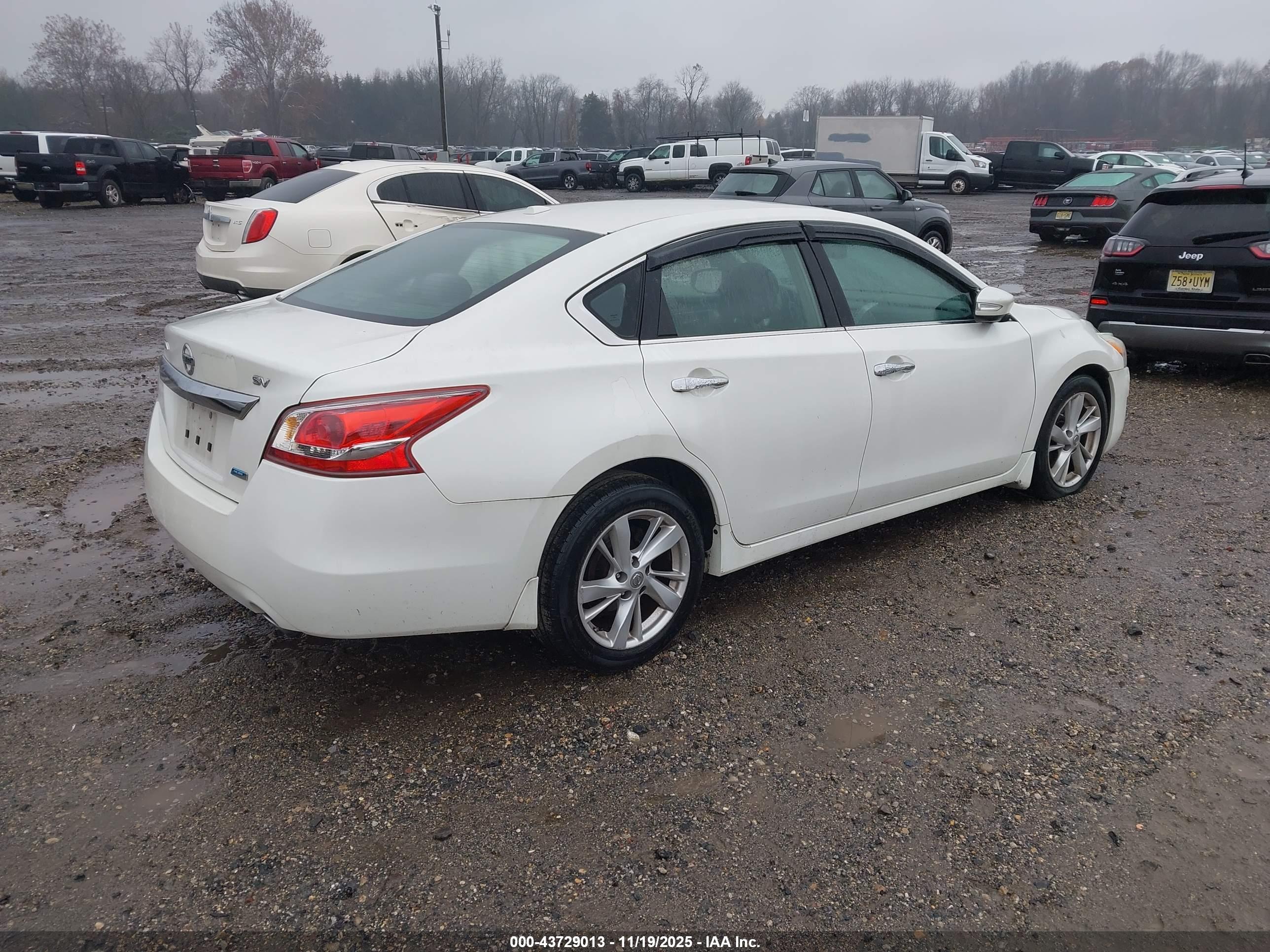 NISSAN ALTIMA image 4