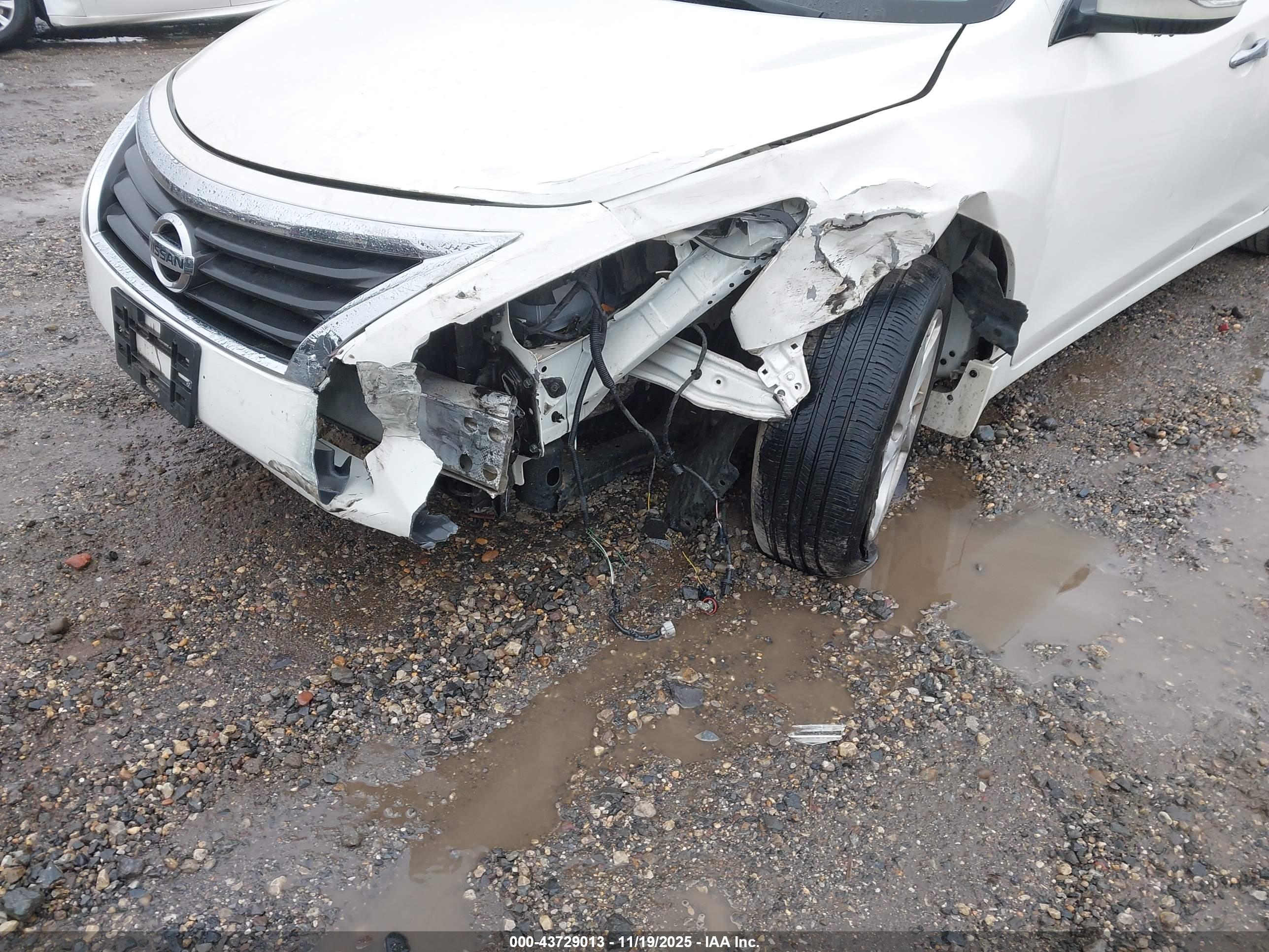 NISSAN ALTIMA image 6
