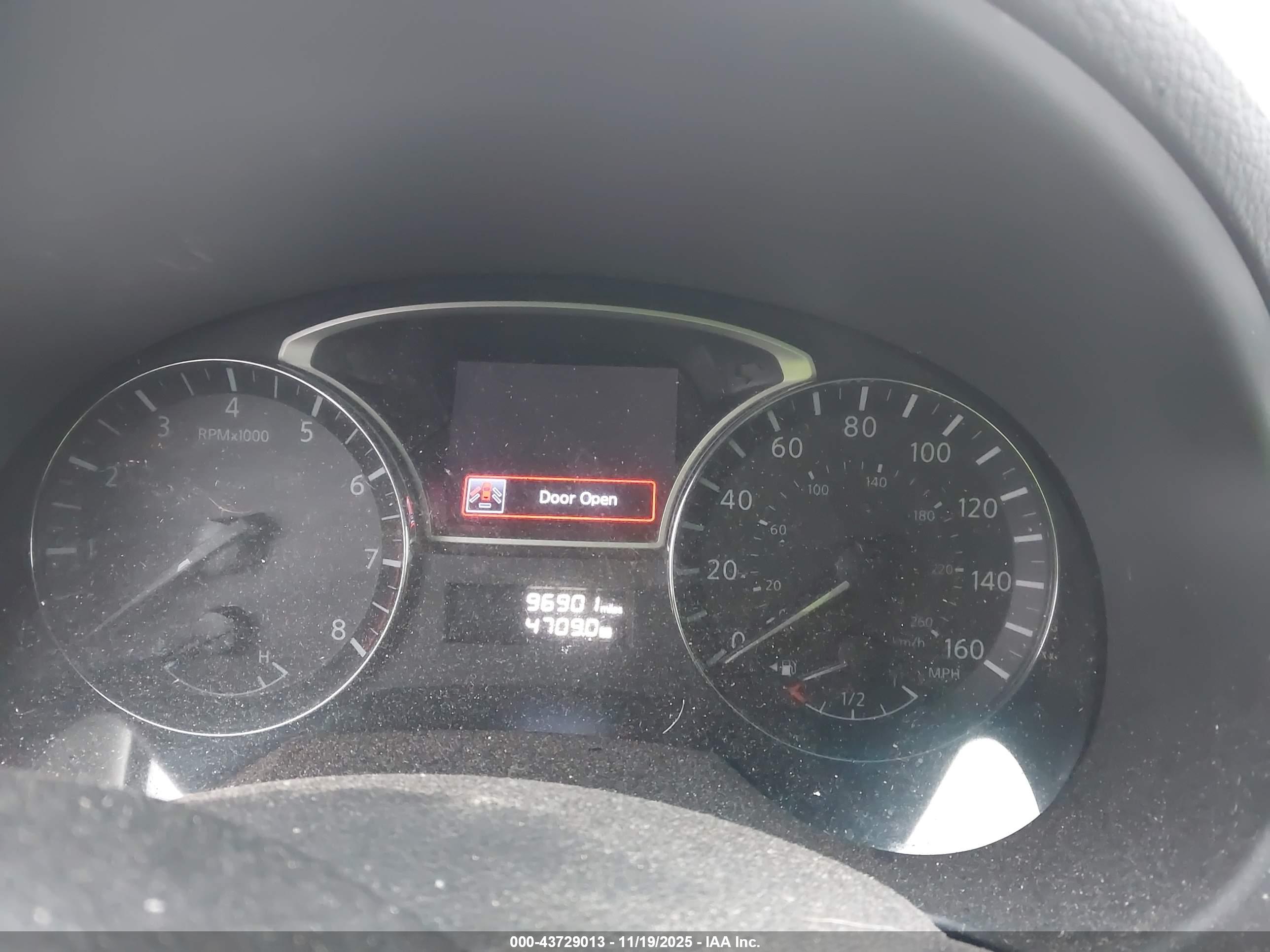 NISSAN ALTIMA image 7