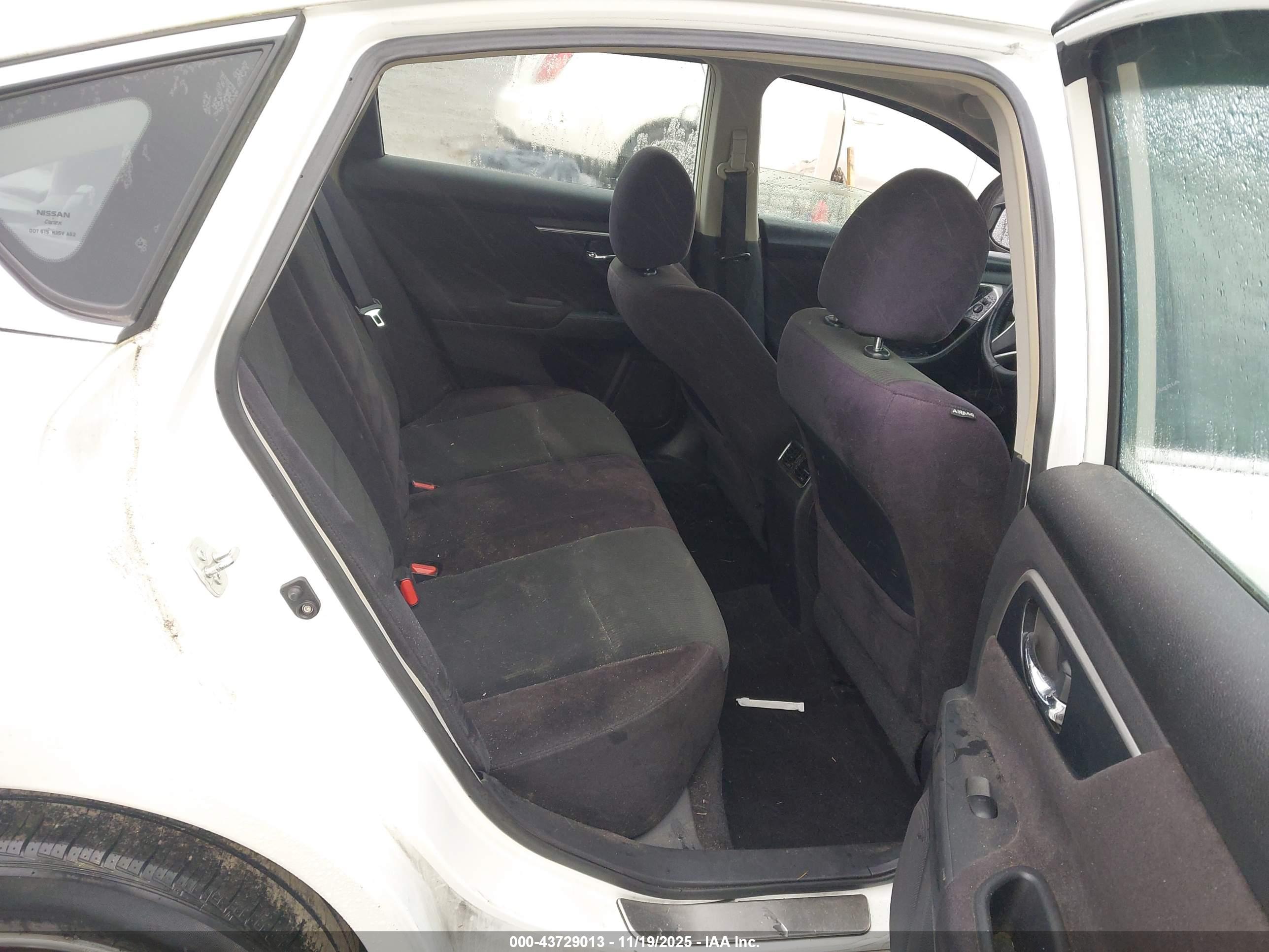 NISSAN ALTIMA image 8