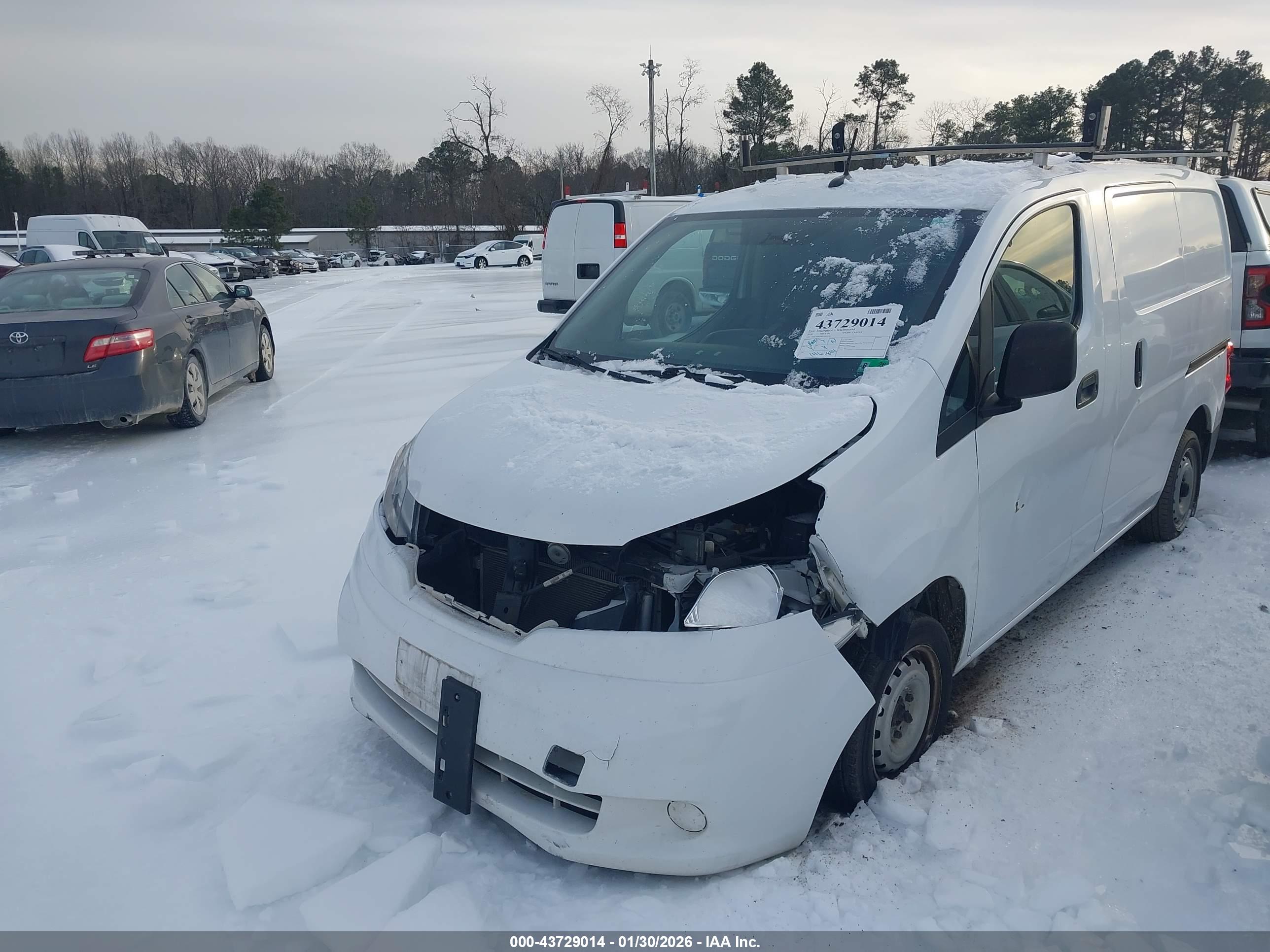 NISSAN NV200 image 6
