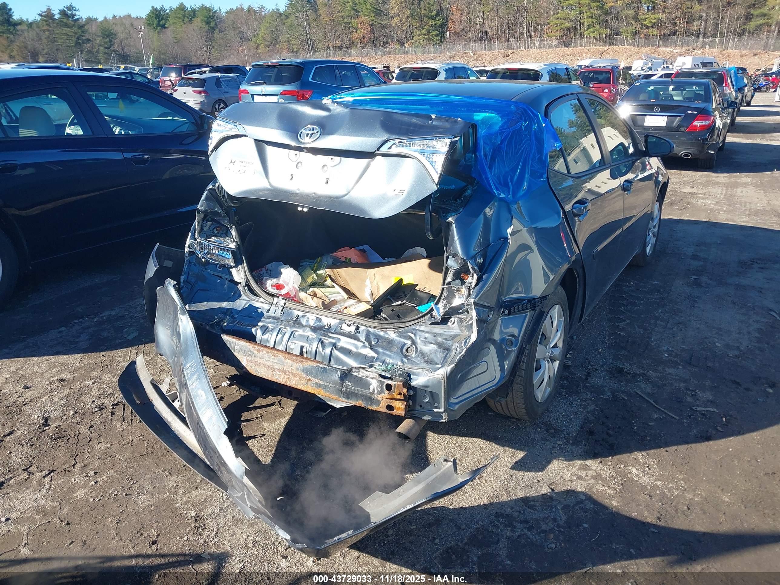 TOYOTA COROLLA image 4