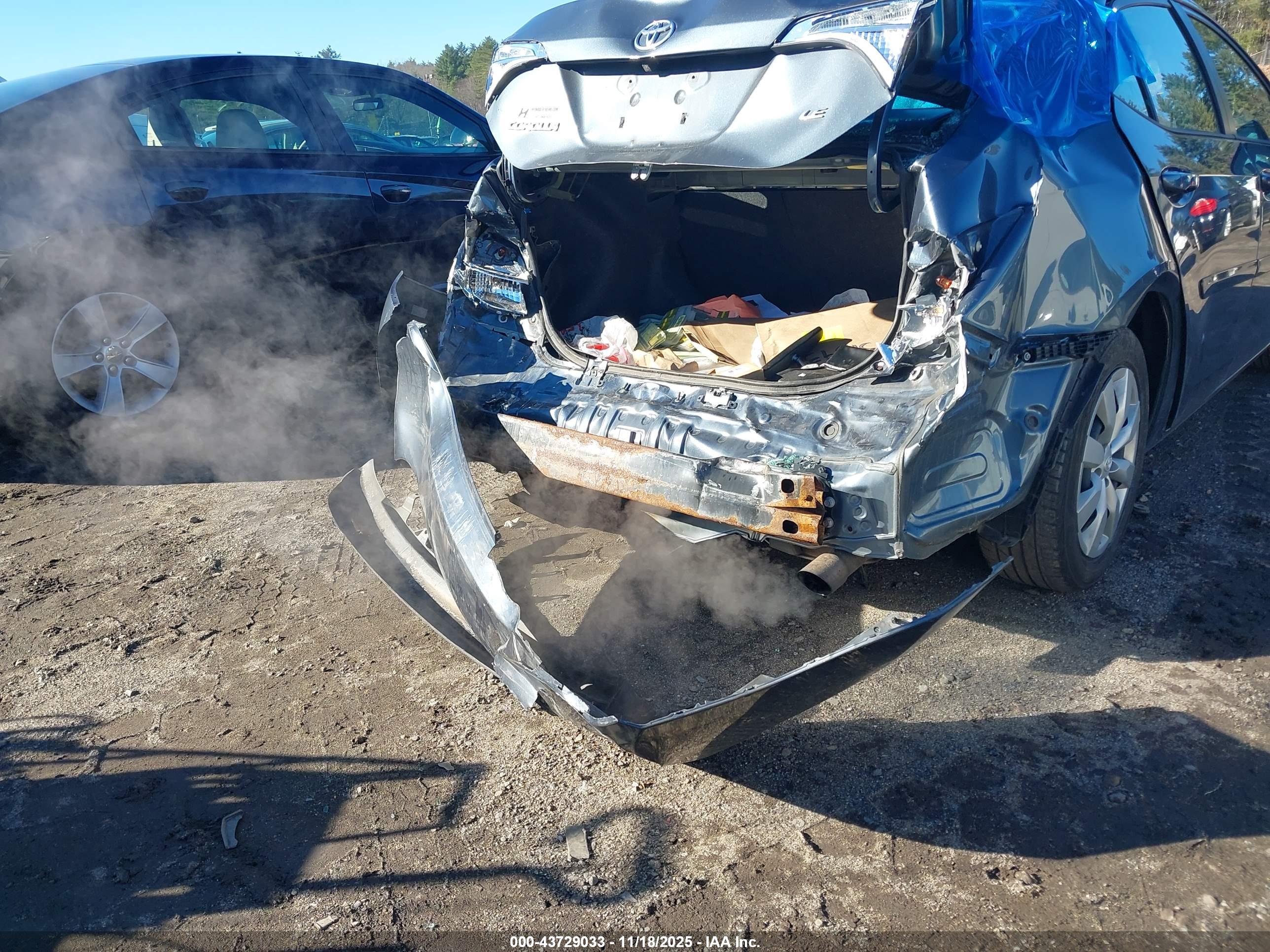 TOYOTA COROLLA image 6