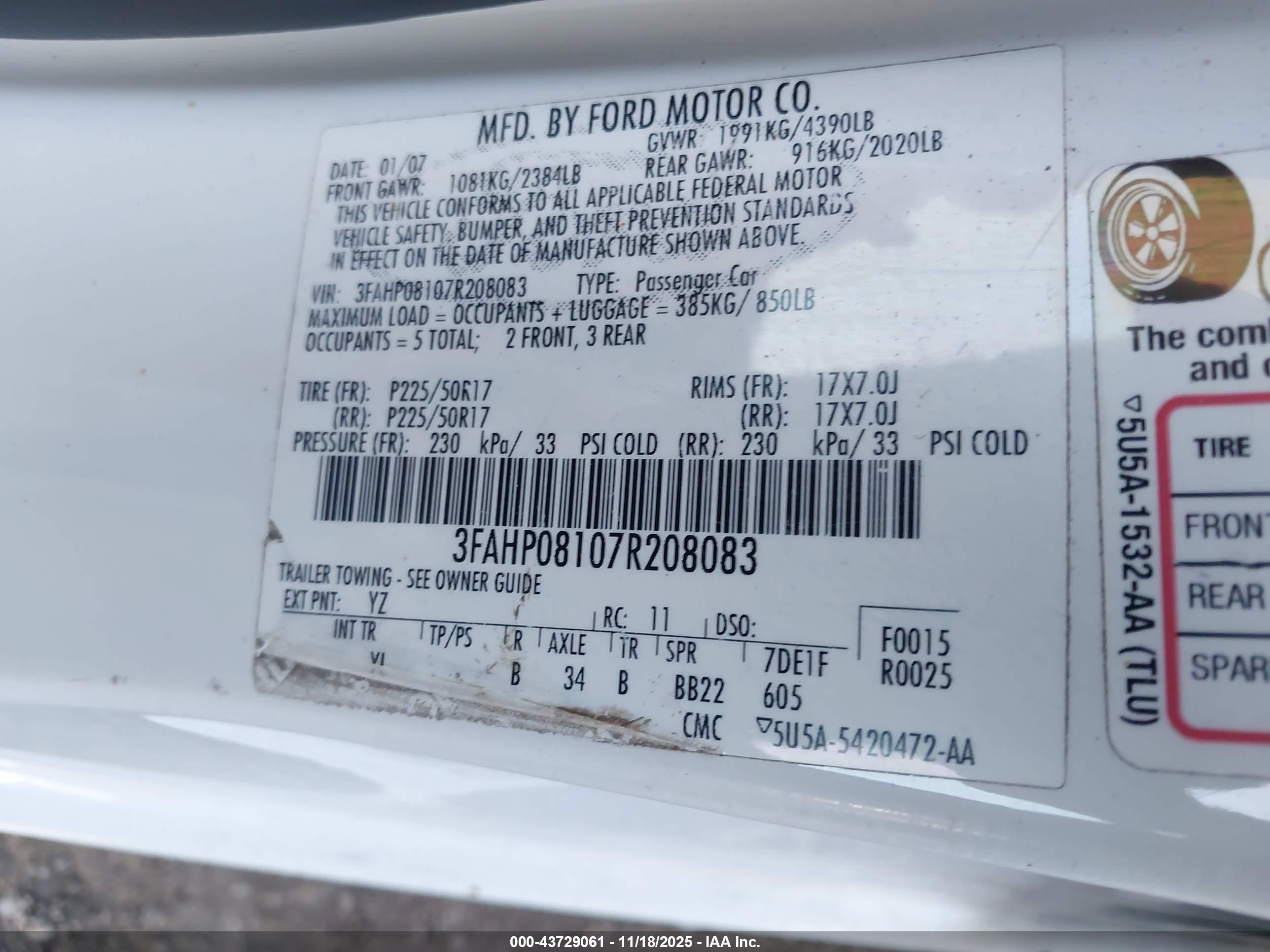 FORD FUSION image 9