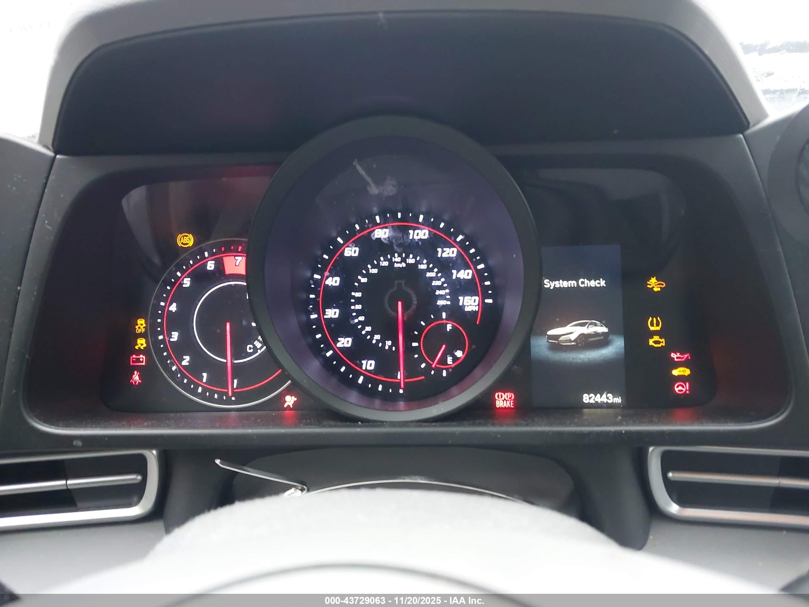 HYUNDAI ELANTRA image 7