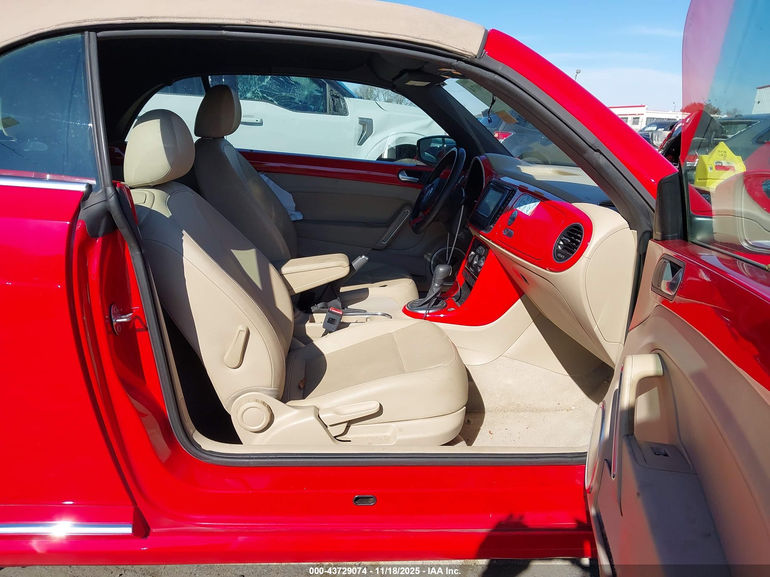 VOLKSWAGEN BEETLE image 5